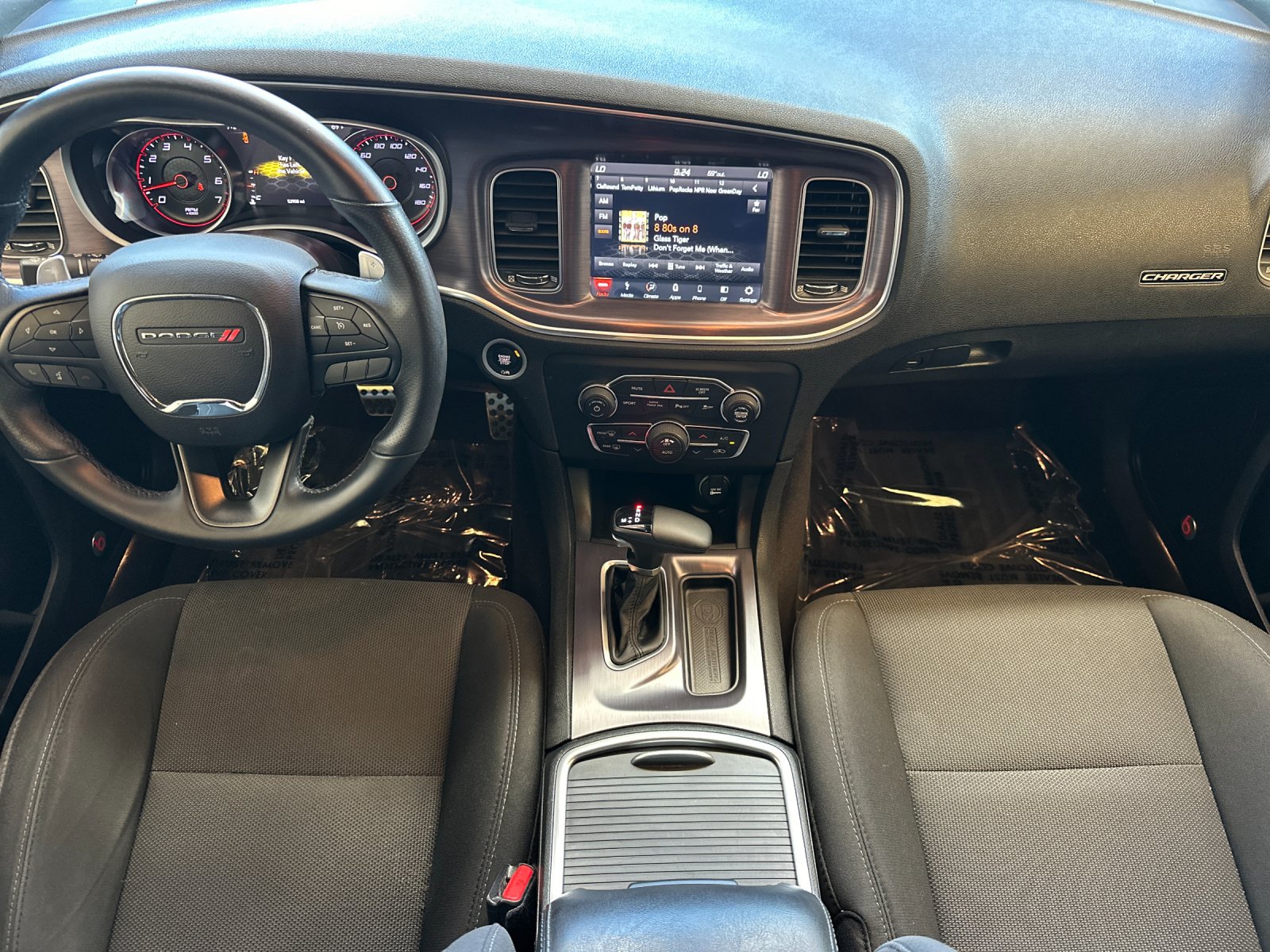 Photo 12