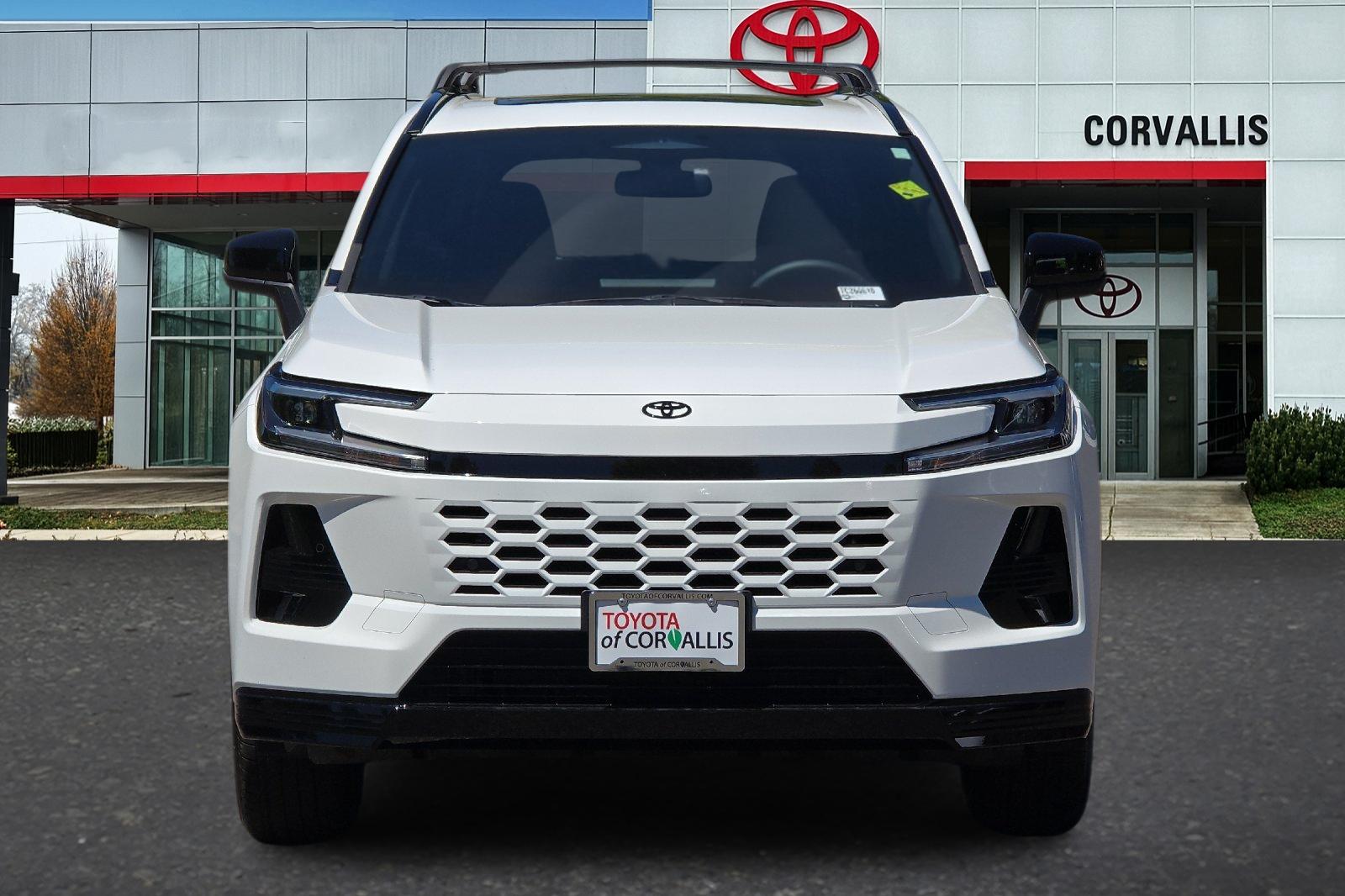 New 2026 Ice Cap Toyota  SE image 3