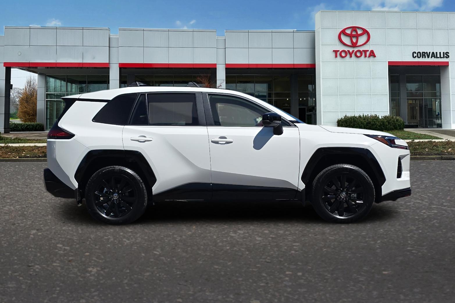 New 2026 Ice Cap Toyota  SE image 4