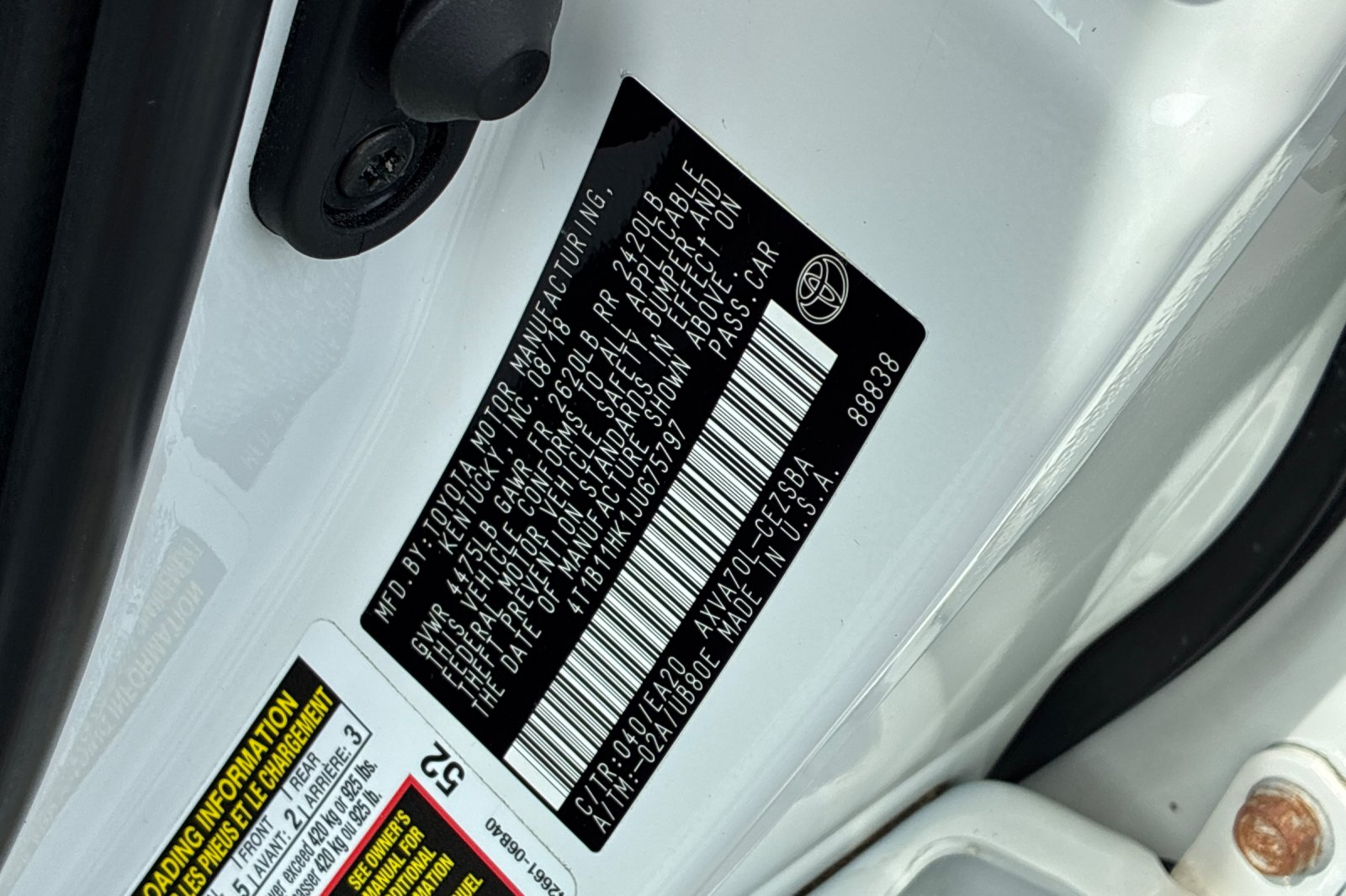 Used 2018 Super White Toyota SE image 37