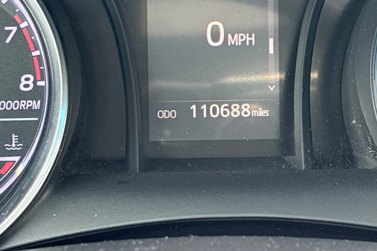 Used 2018 Super White Toyota SE image 31