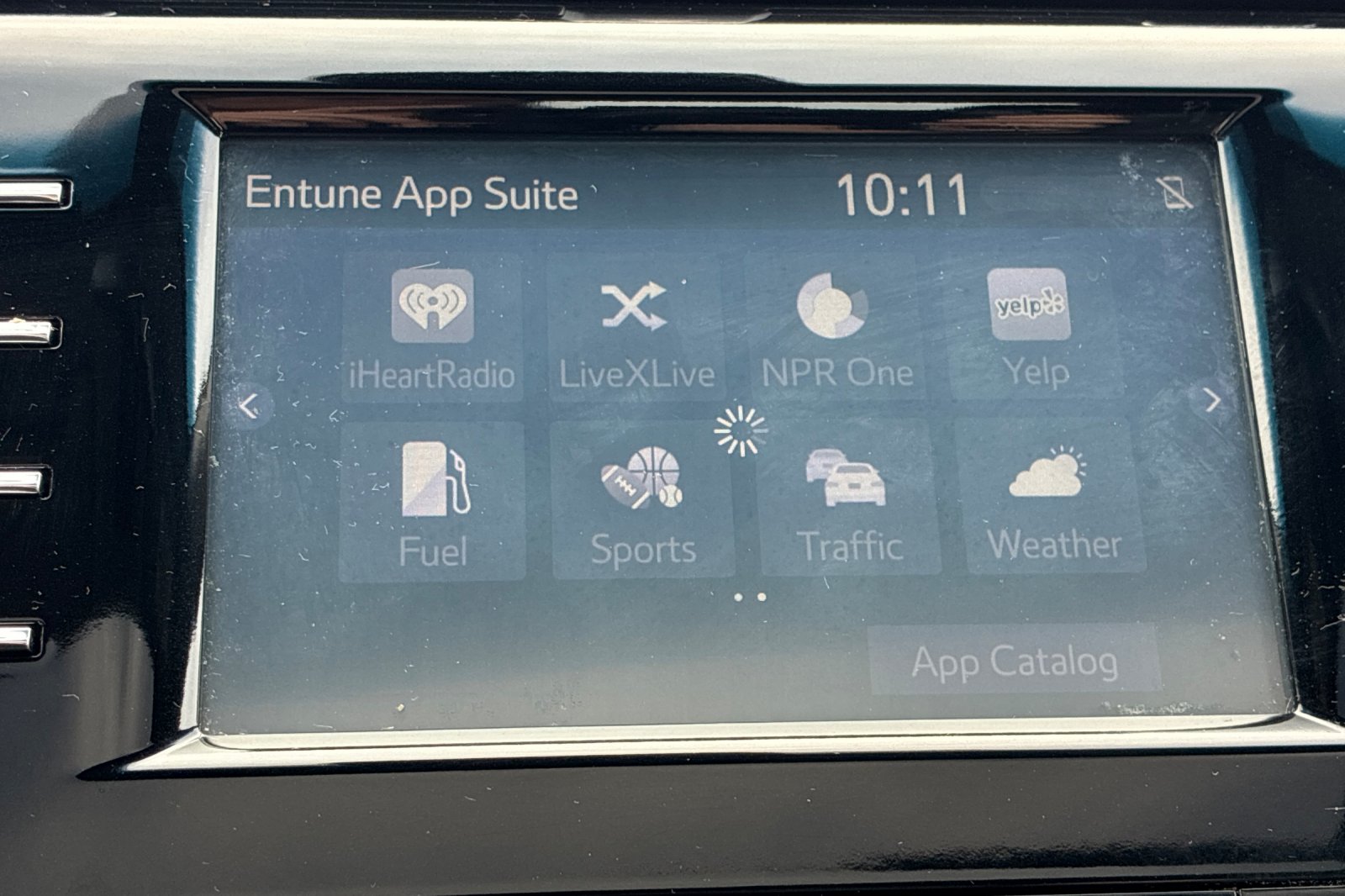 Used 2018 Super White Toyota SE image 22