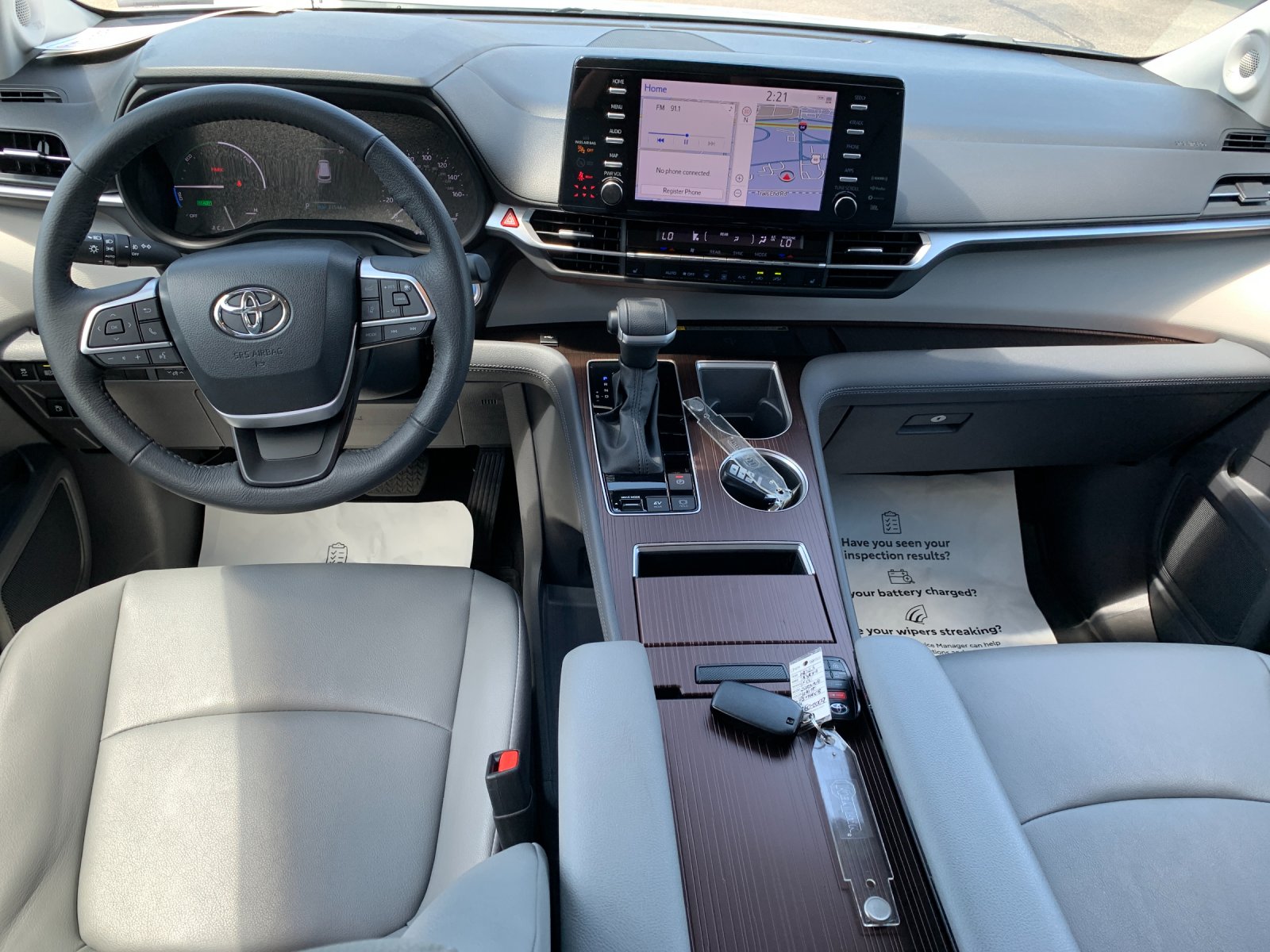 Used 2023 Beige Toyota XLE image 16