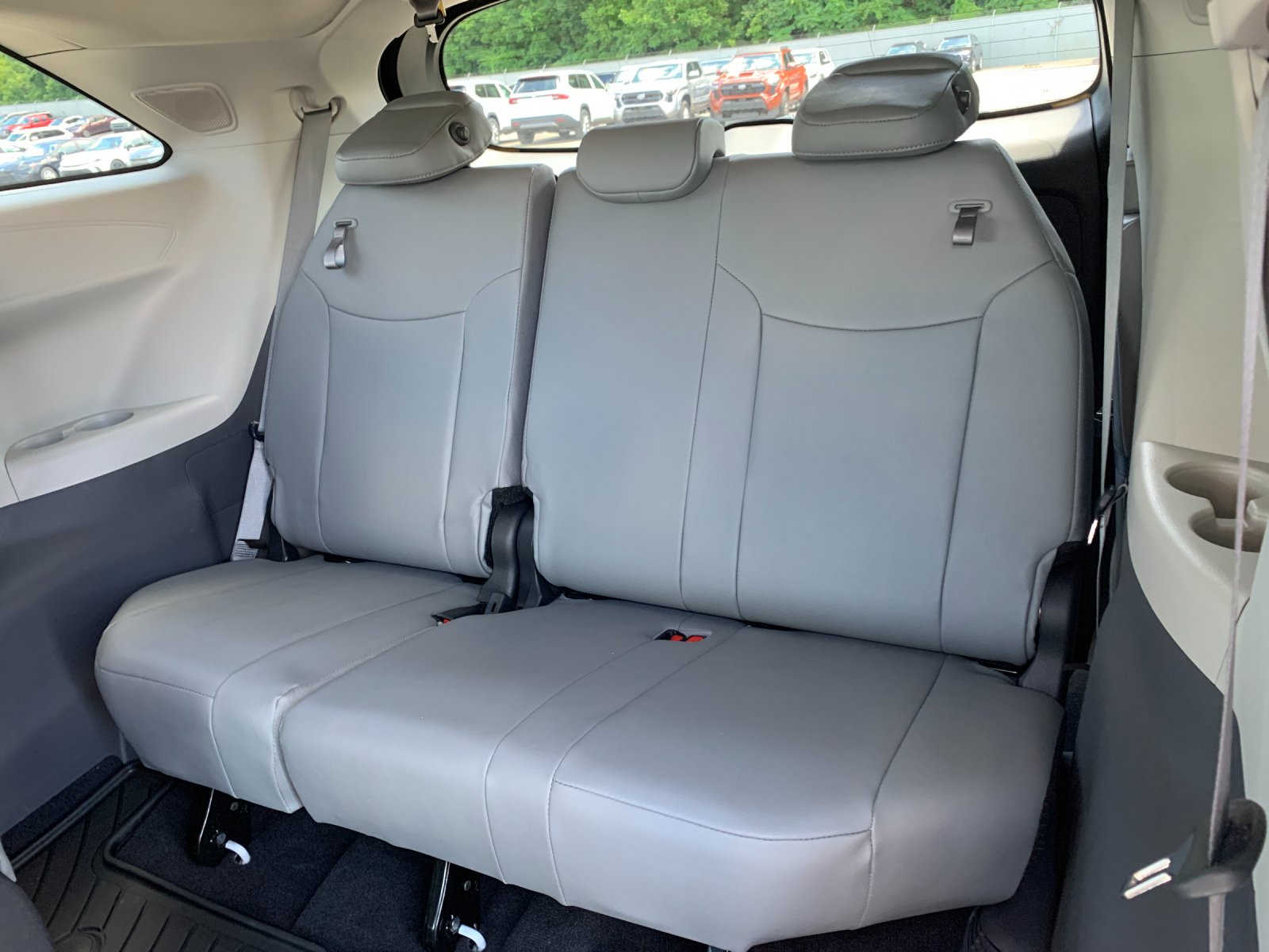 Used 2023 Beige Toyota XLE image 18