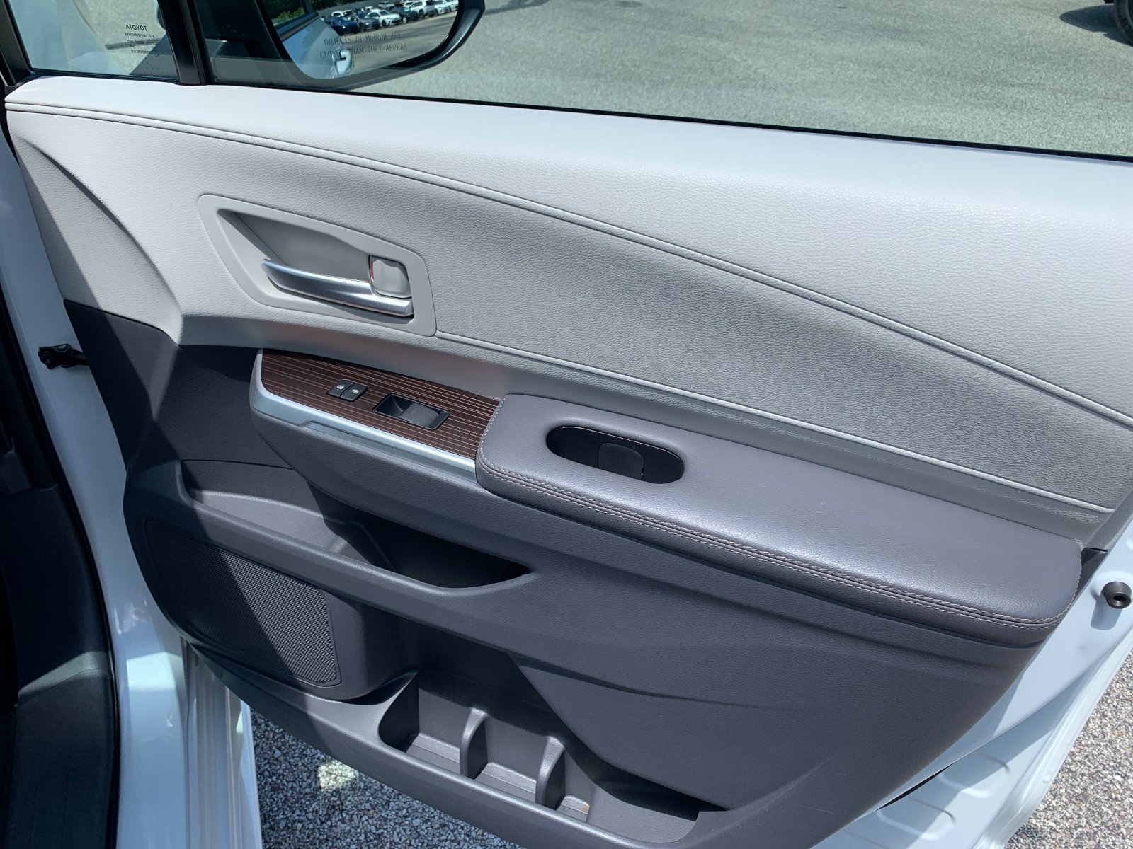 Used 2023 Beige Toyota XLE image 20