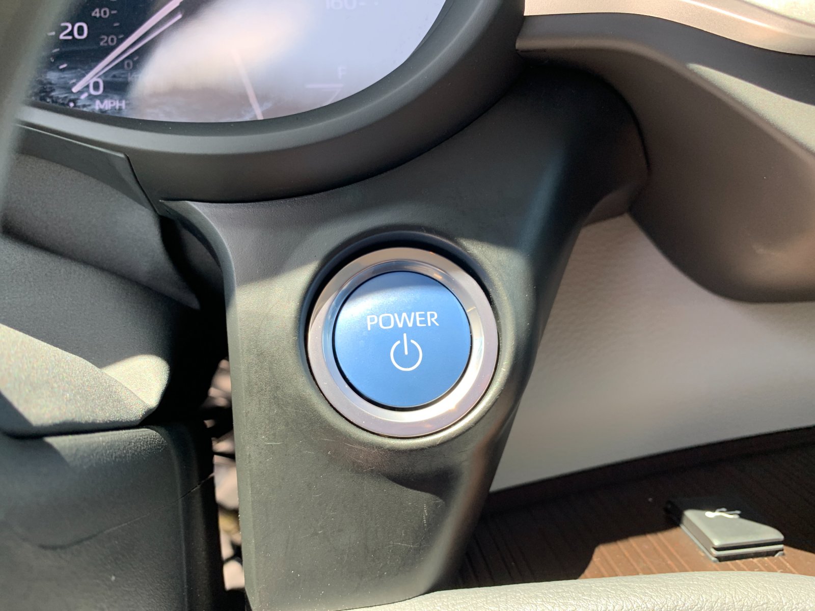 Used 2023 Beige Toyota XLE image 26