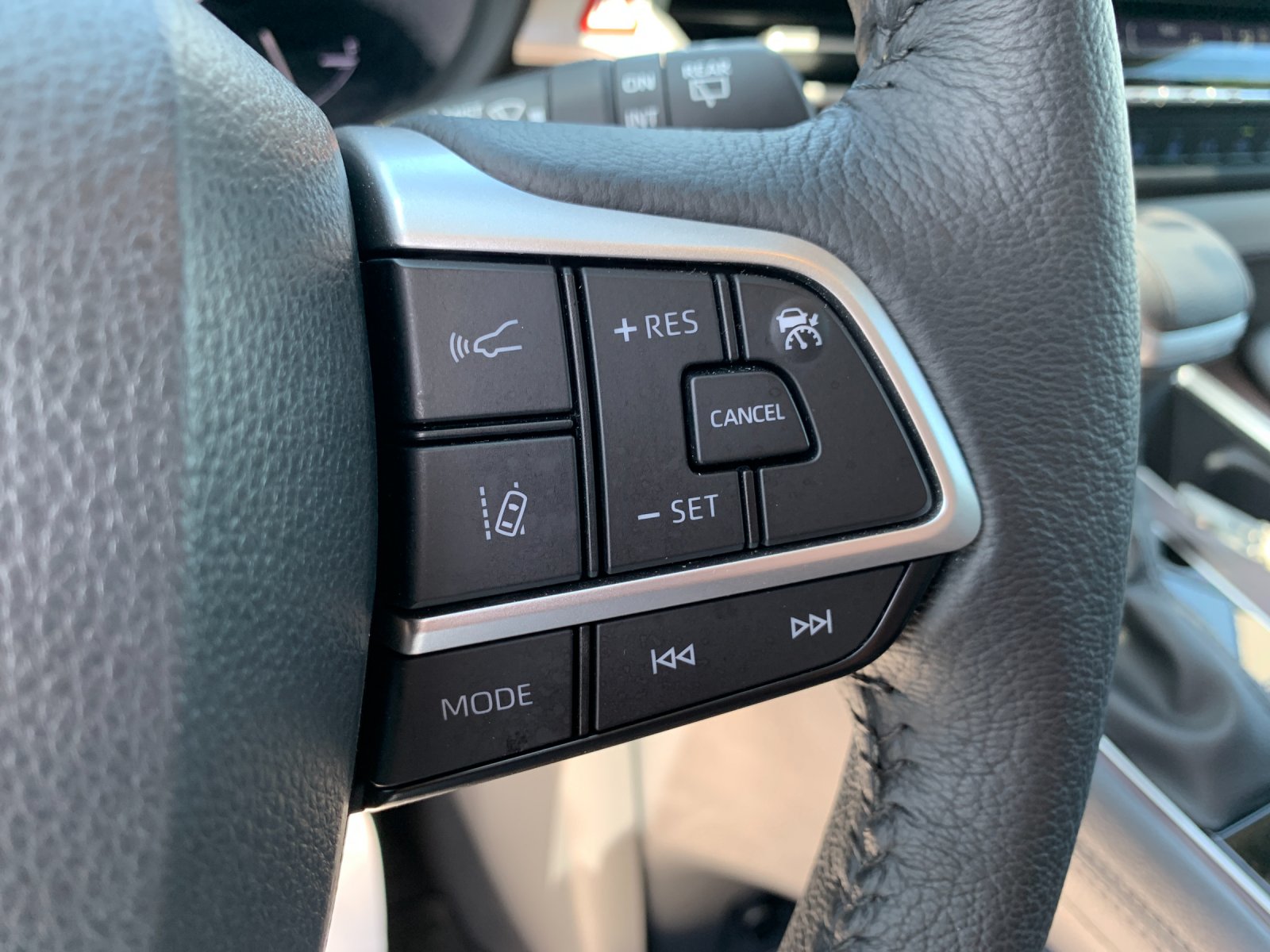 Used 2023 Beige Toyota XLE image 29