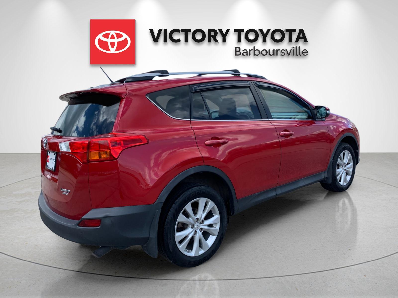 Used 2013 Red Toyota Limited image 7