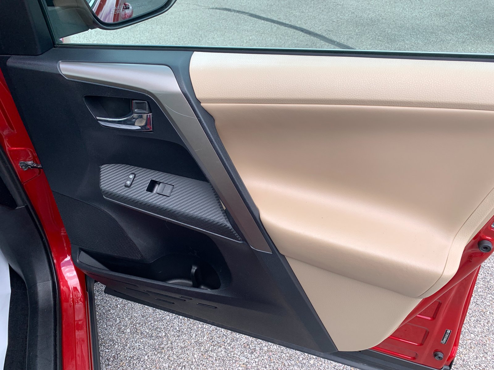 Used 2013 Red Toyota Limited image 19