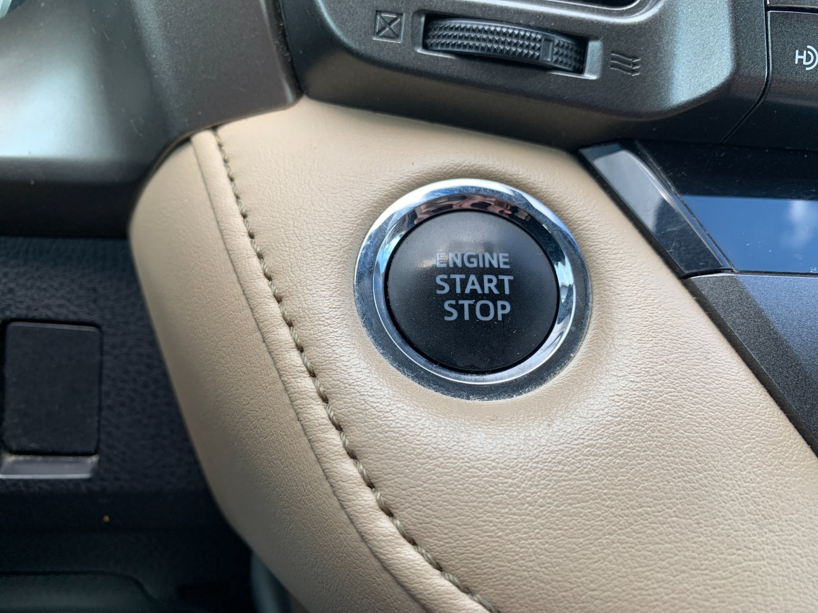 Used 2013 Red Toyota Limited image 24