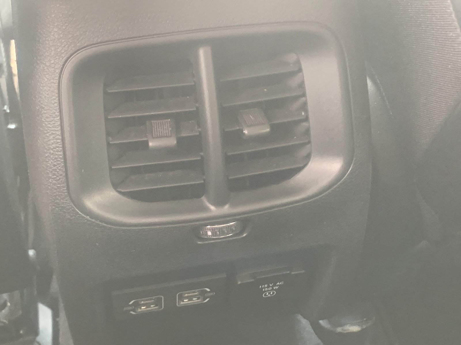 Used 2022 Gray Jeep Latitude Lux image 16