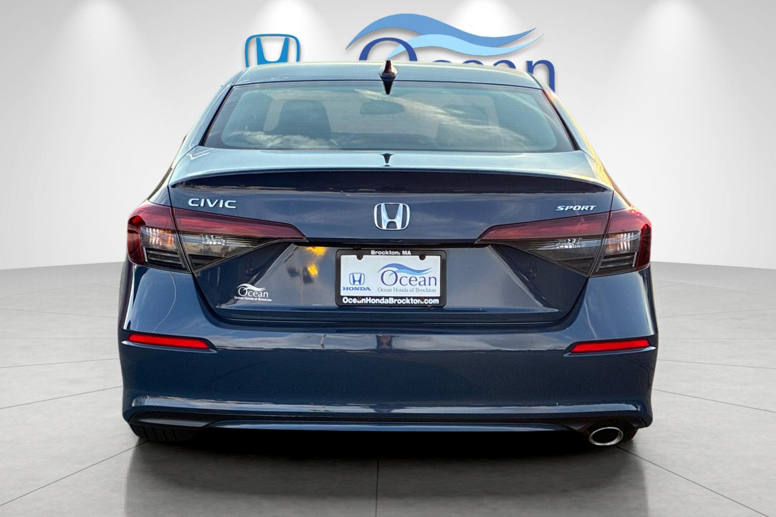 Used 2025 Blue Lagoon Pearl Honda Sport image 4