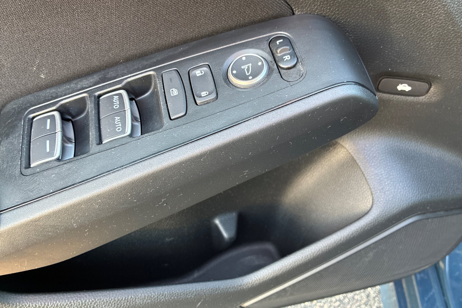 Used 2025 Blue Lagoon Pearl Honda Sport image 11