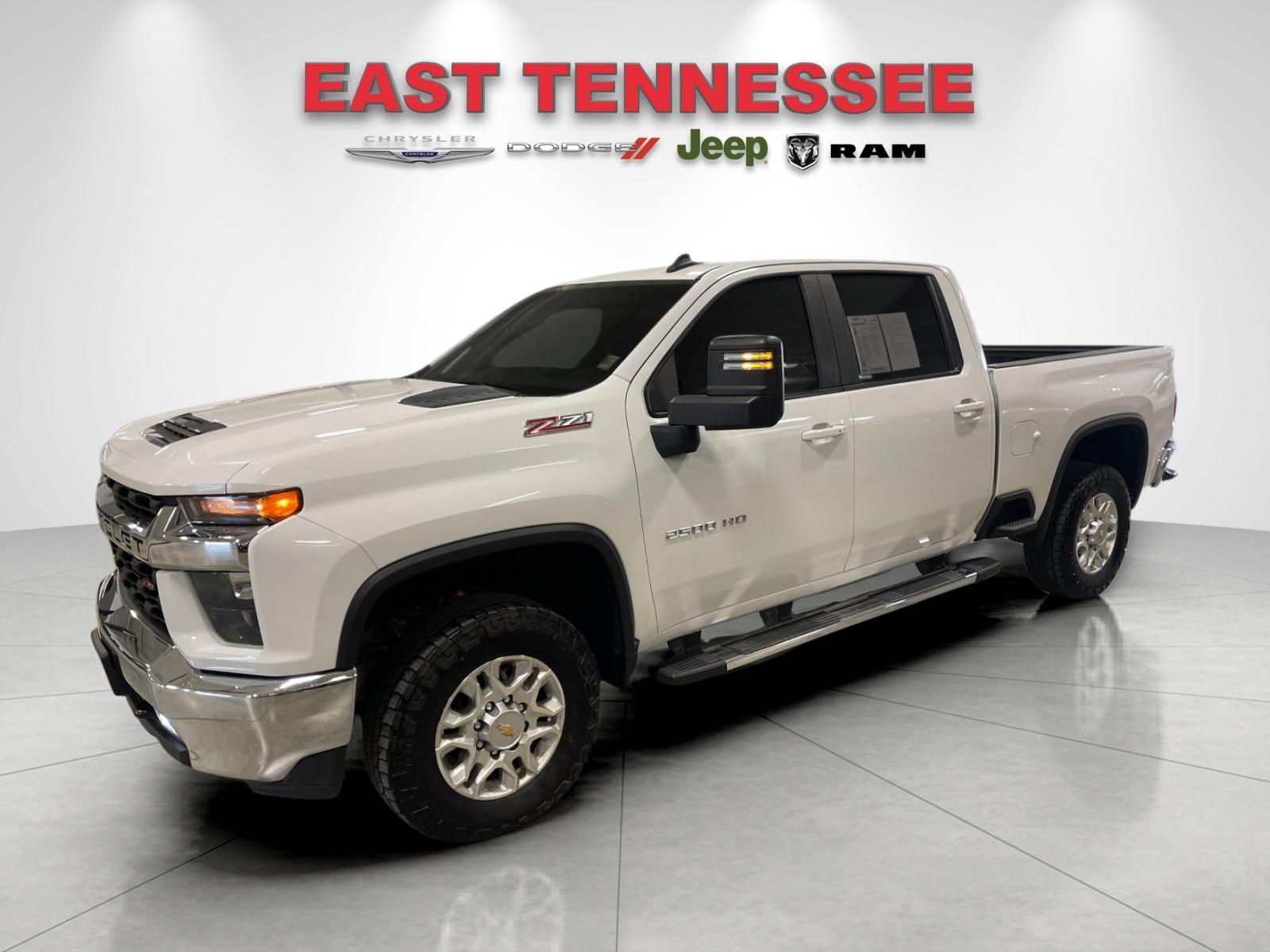 Used 2023 White Chevrolet LT image 7