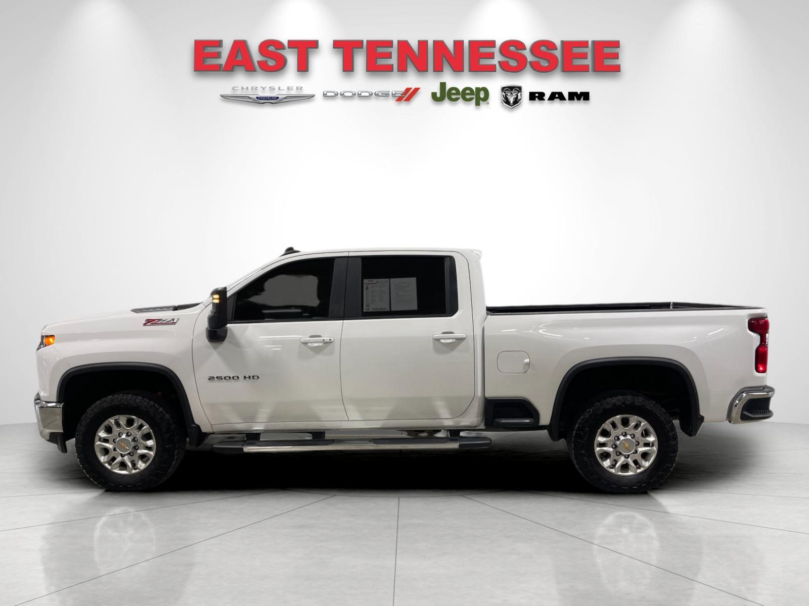 Used 2023 White Chevrolet LT image 6