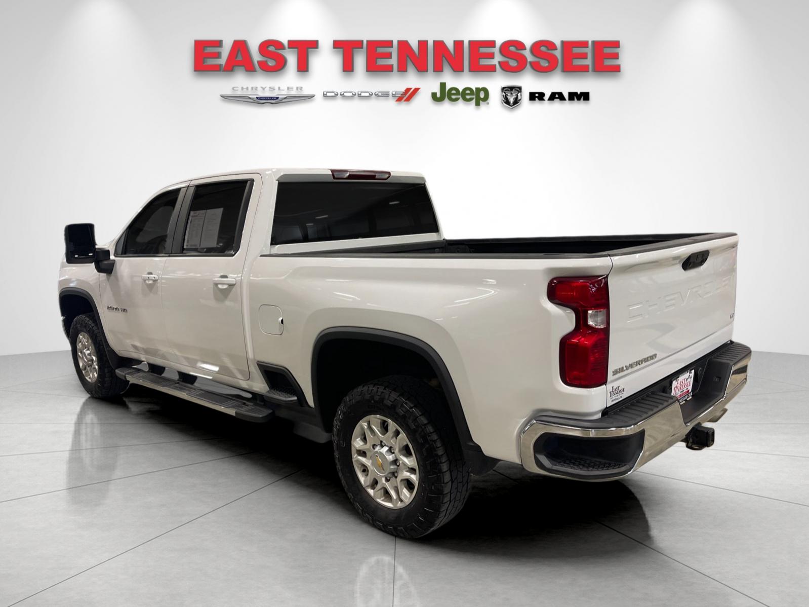Used 2023 White Chevrolet LT image 5