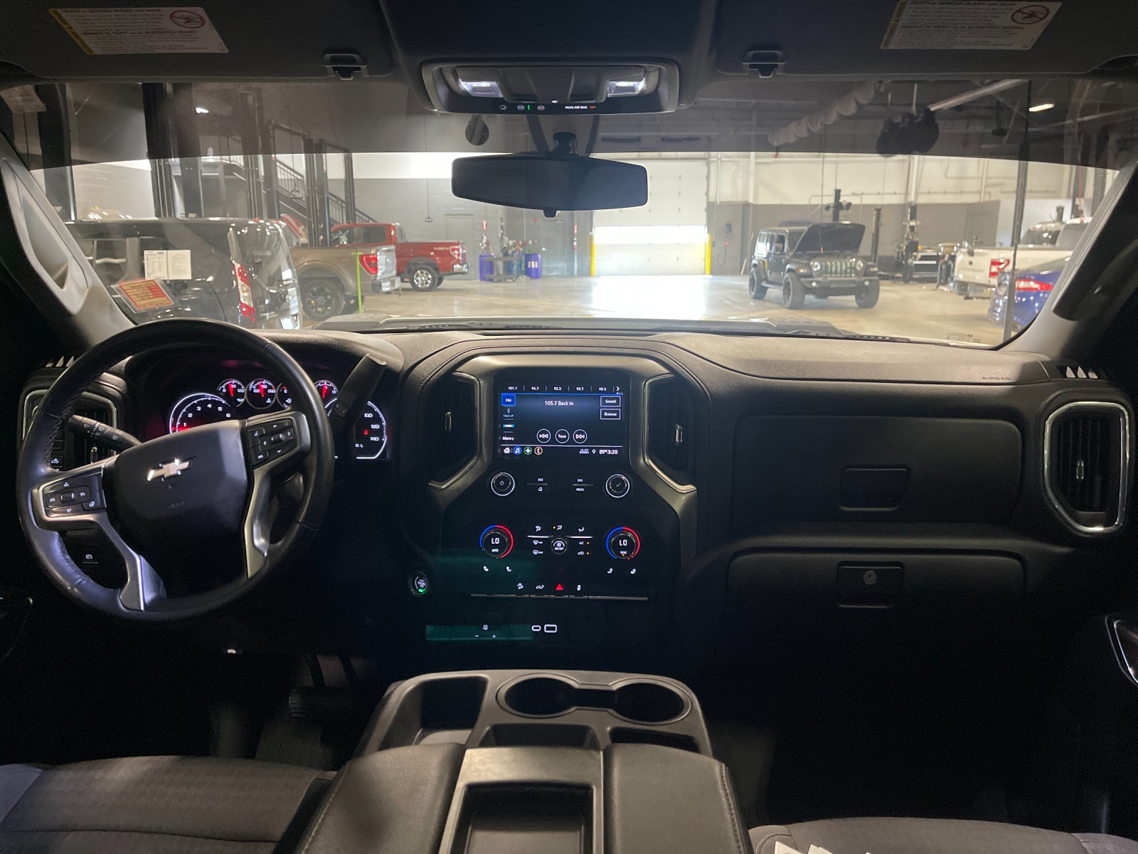 Used 2023 White Chevrolet LT image 15