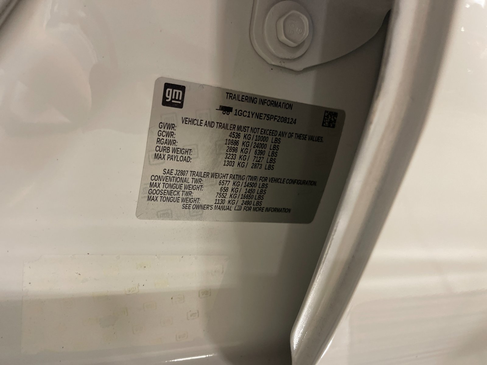 Used 2023 White Chevrolet LT image 31