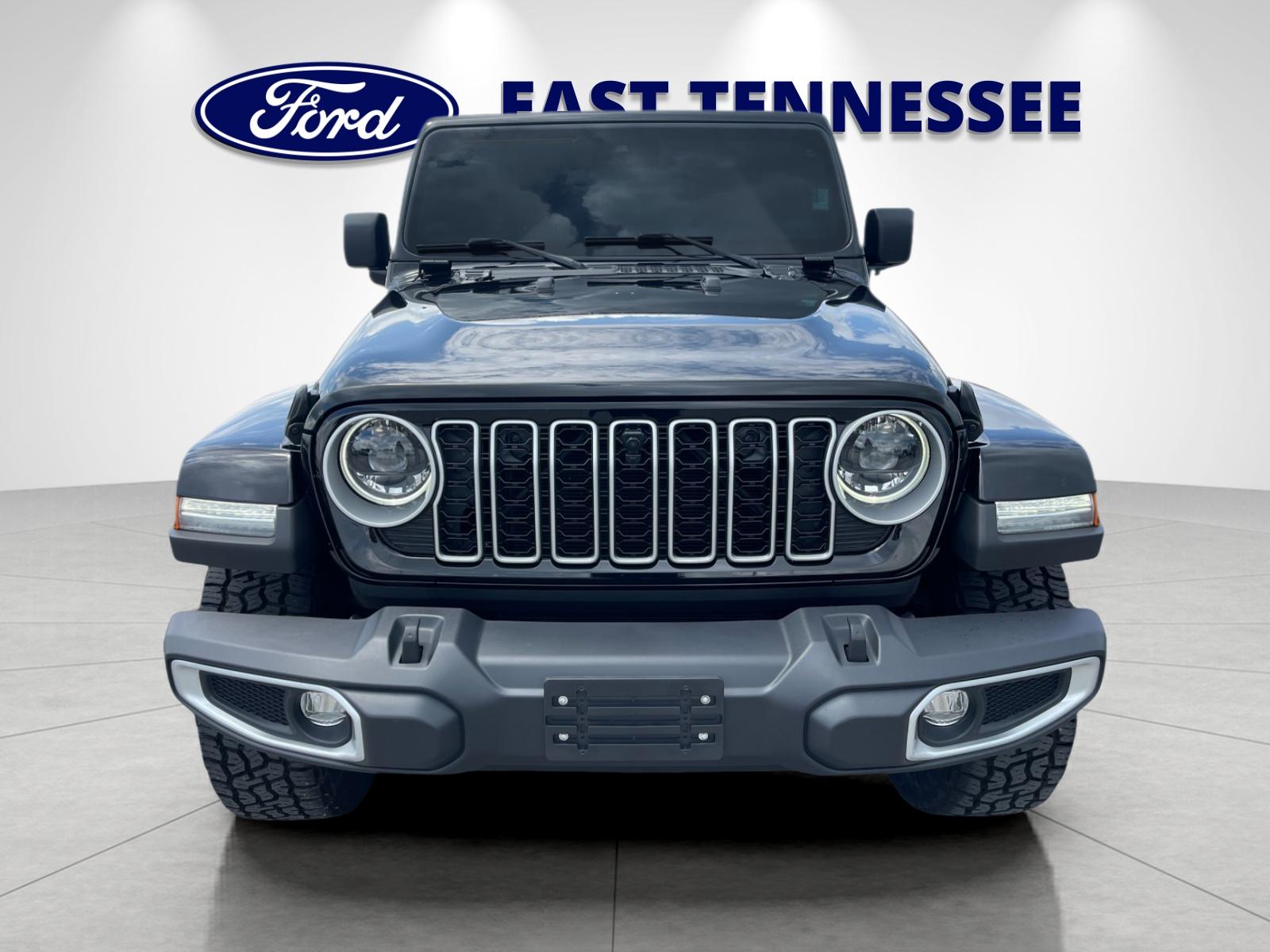 Used 2024 Black Jeep Sahara image 9