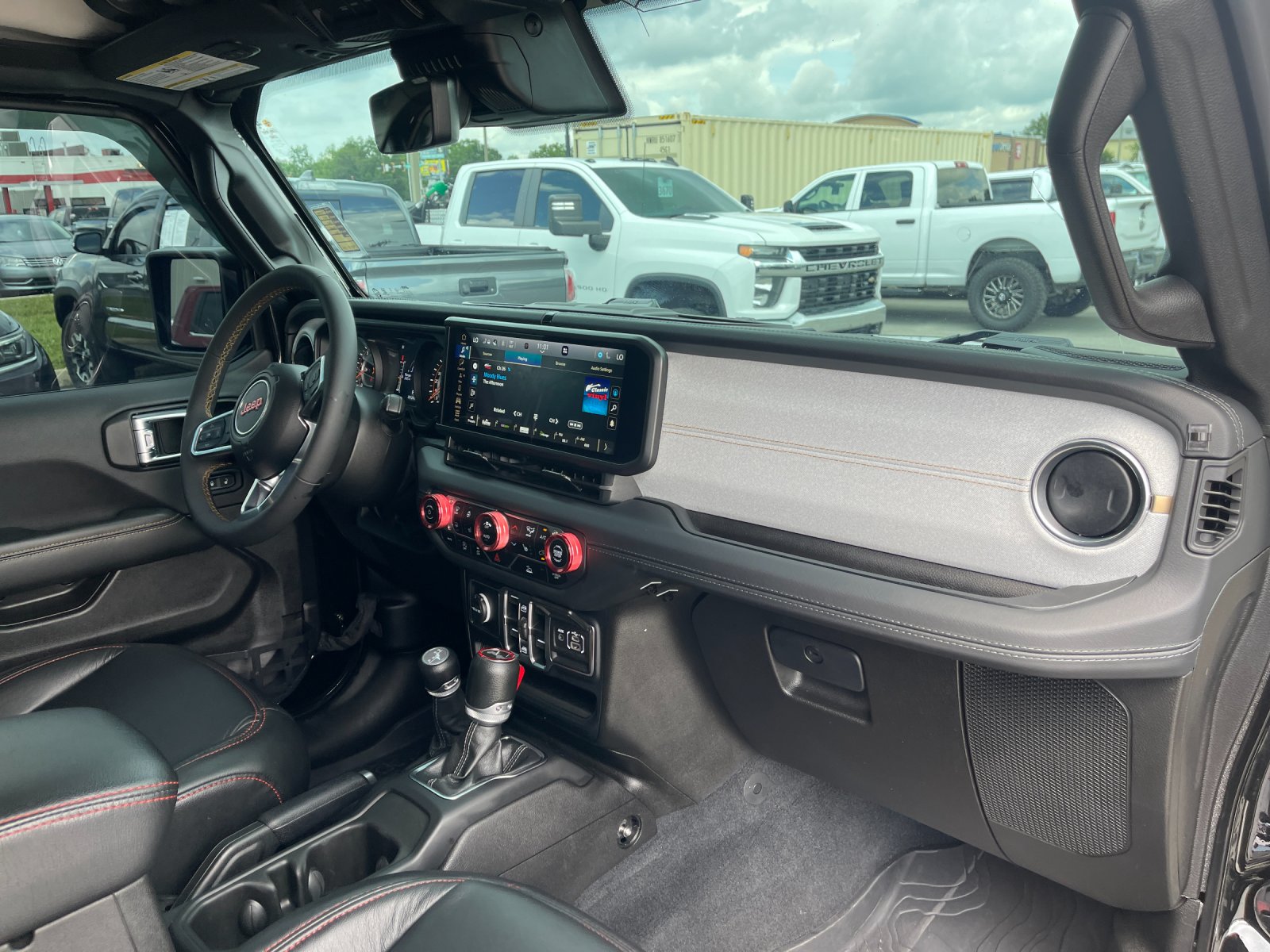 Used 2024 Black Jeep Sahara image 18