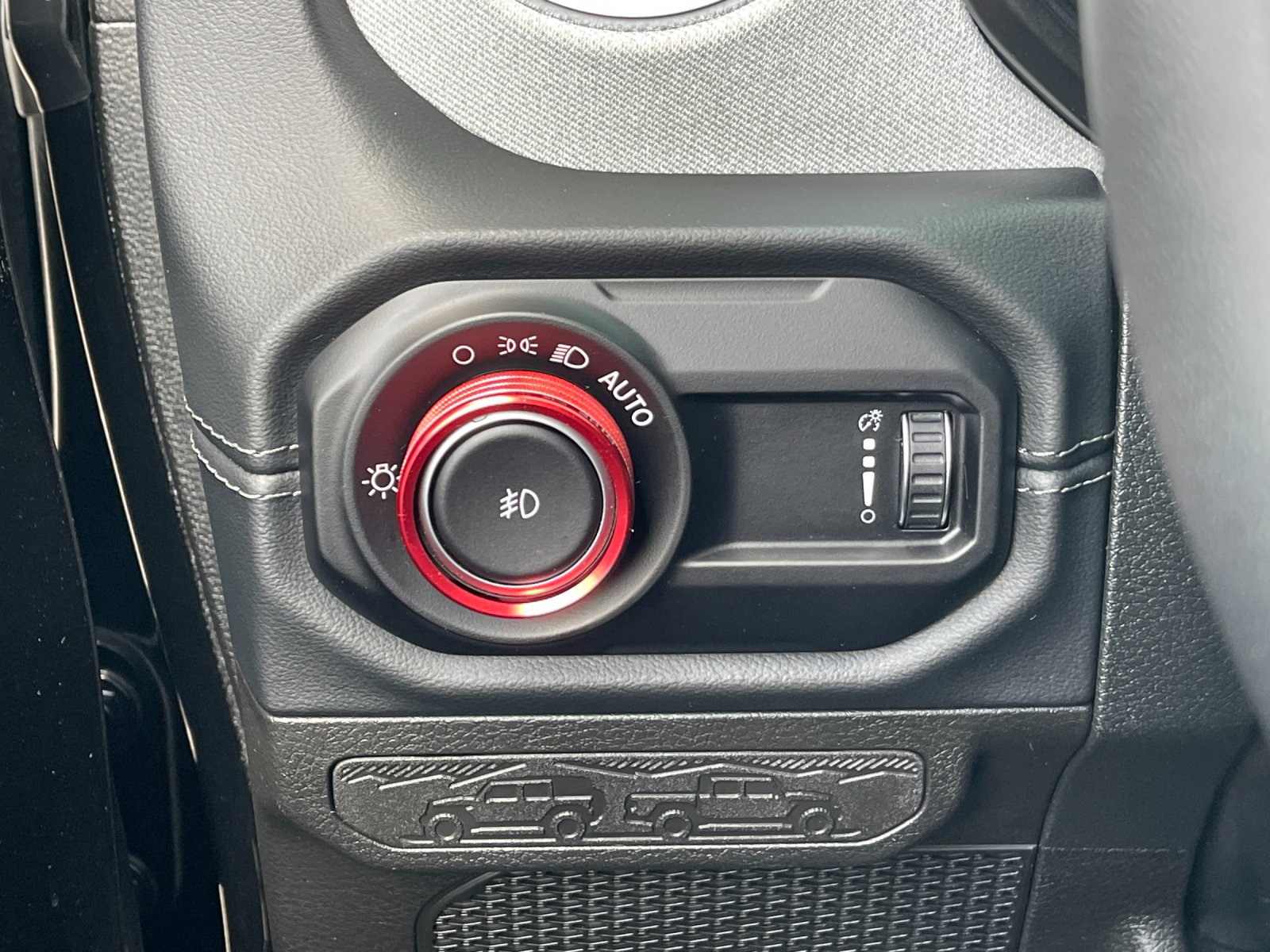 Used 2024 Black Jeep Sahara image 31