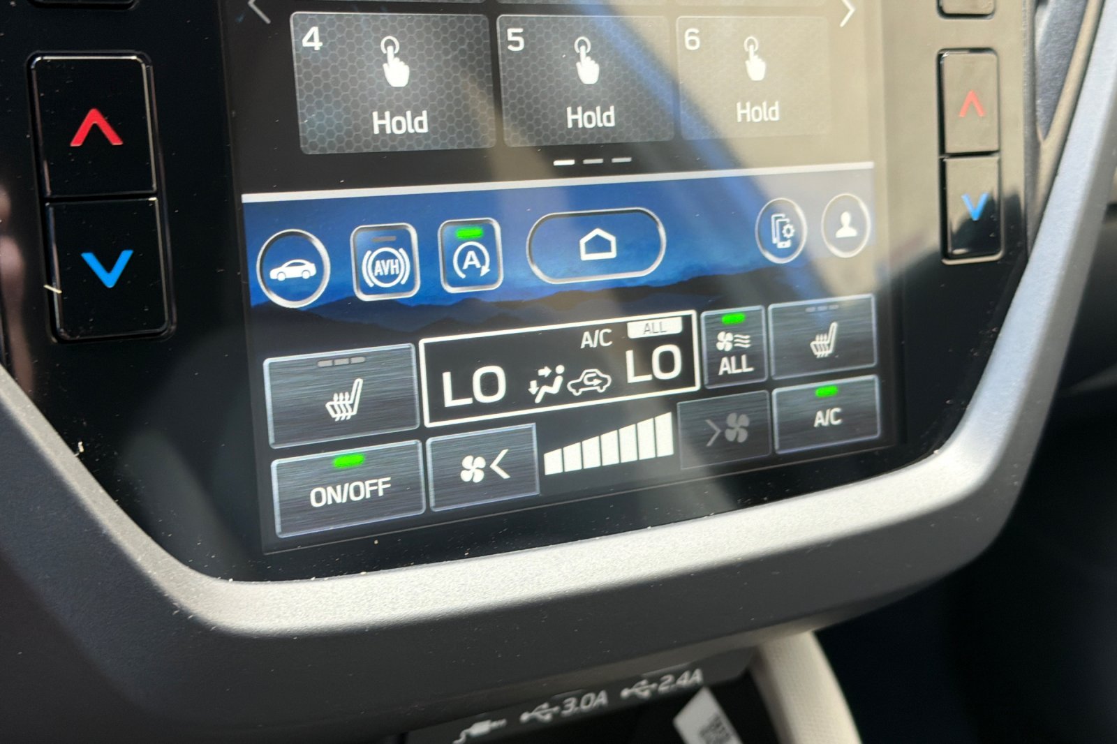 New 2026 DAYBREAK BLUE PEARL Subaru Premium image 20