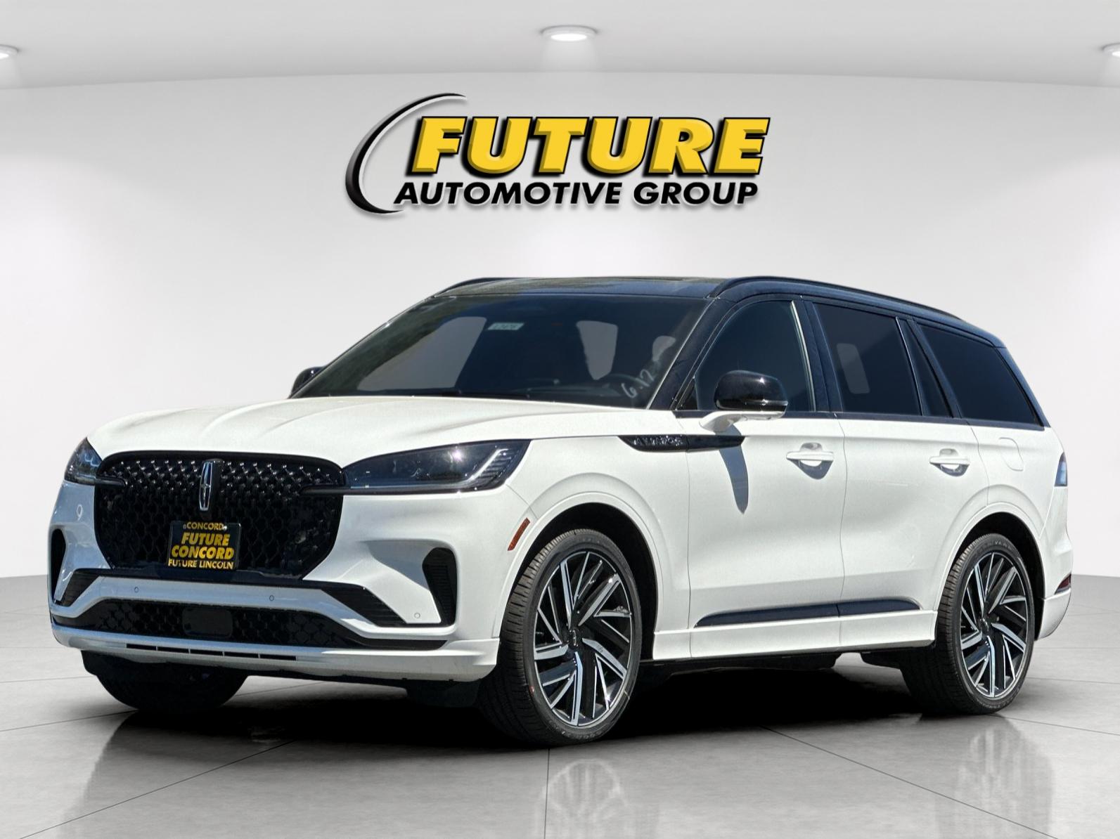 New 2026 Pristine White Metallic Tri-Coat Lincoln Black Label™ image 7