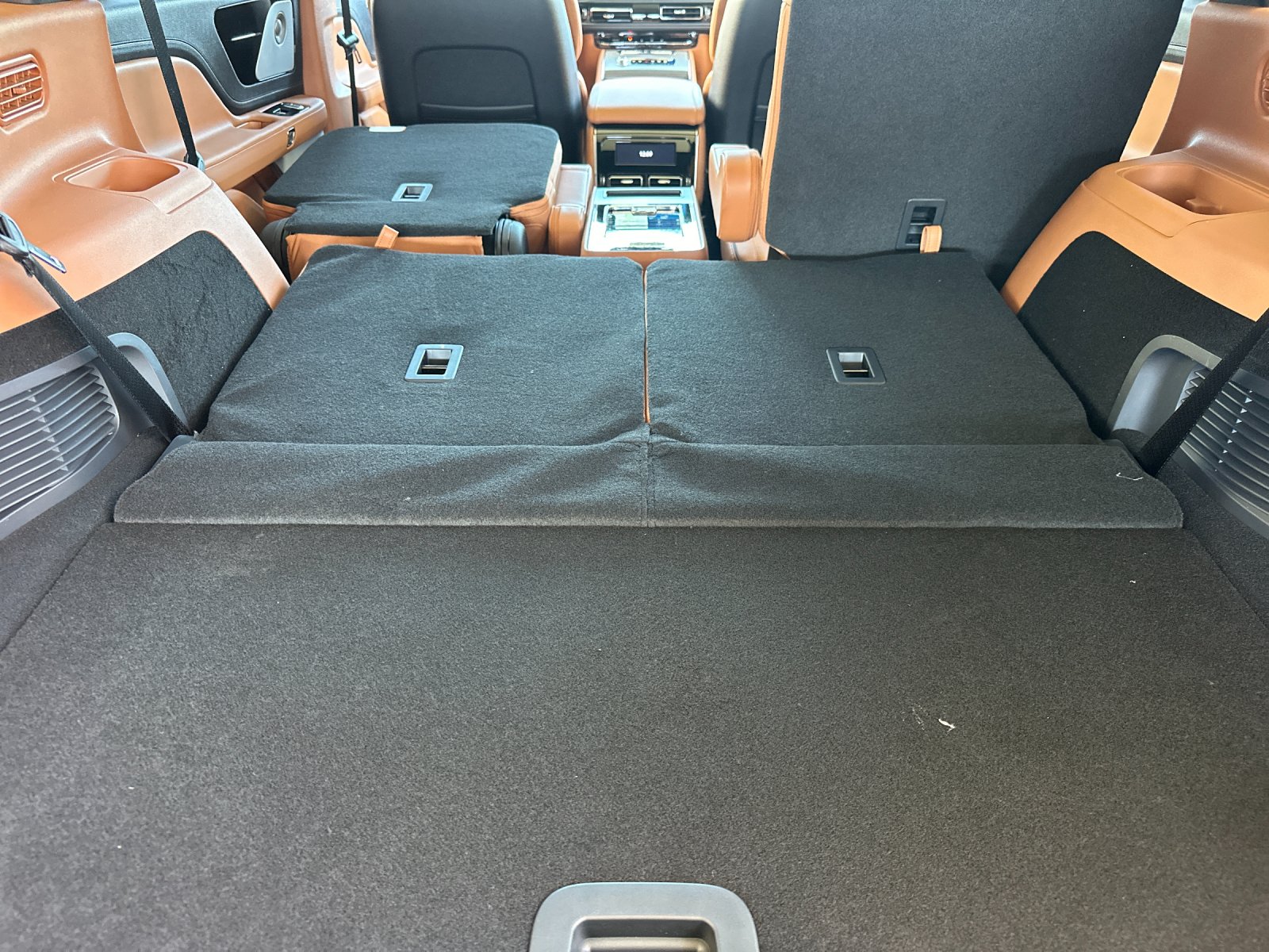 New 2026 Pristine White Metallic Tri-Coat Lincoln Black Label™ image 15