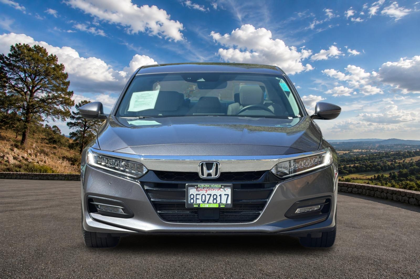 Used 2018 Modern Steel Metallic Honda Touring 2.0T image 10