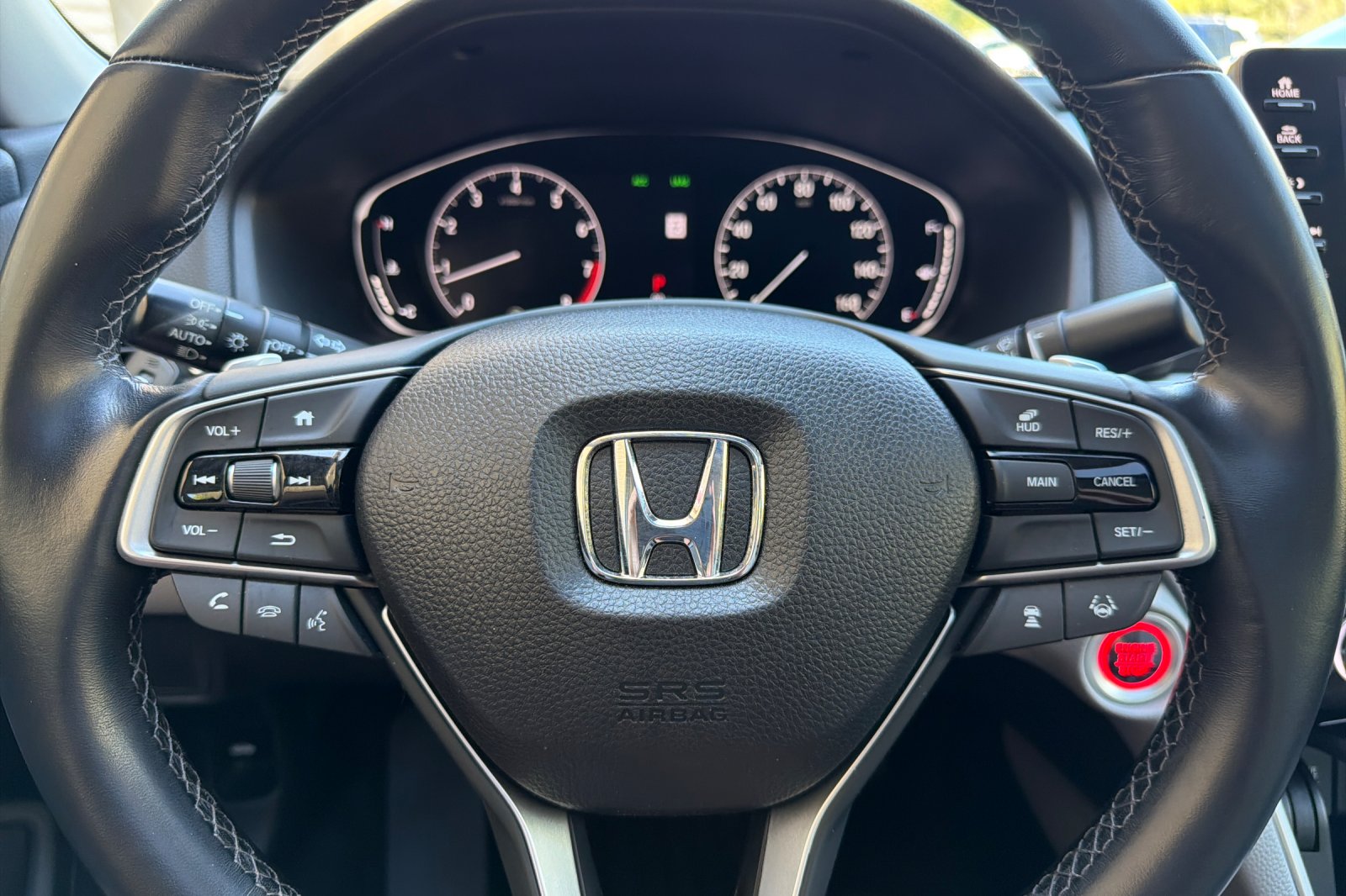 Used 2018 Modern Steel Metallic Honda Touring 2.0T image 24