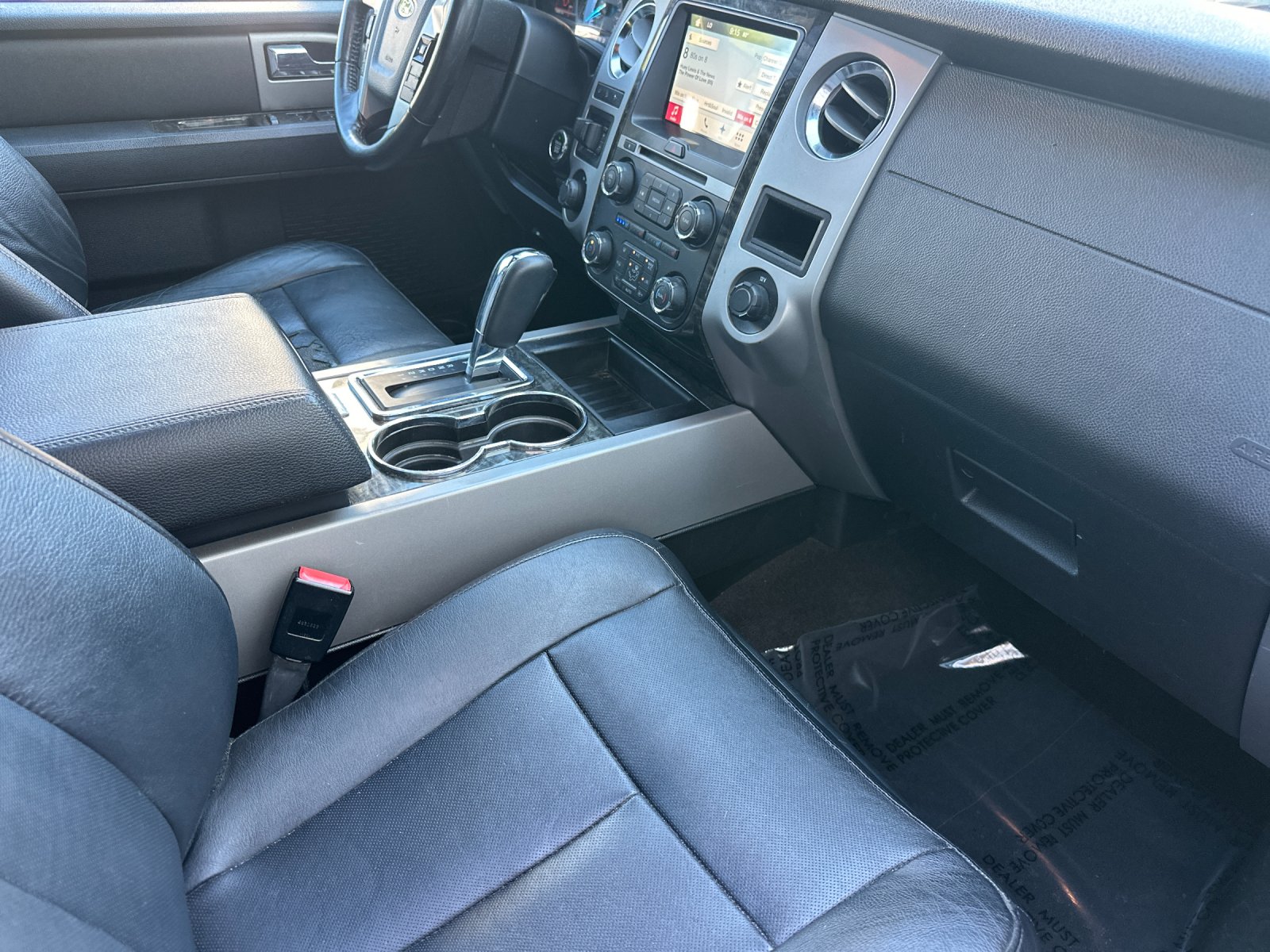 Used 2016 Black Ford Limited image 16