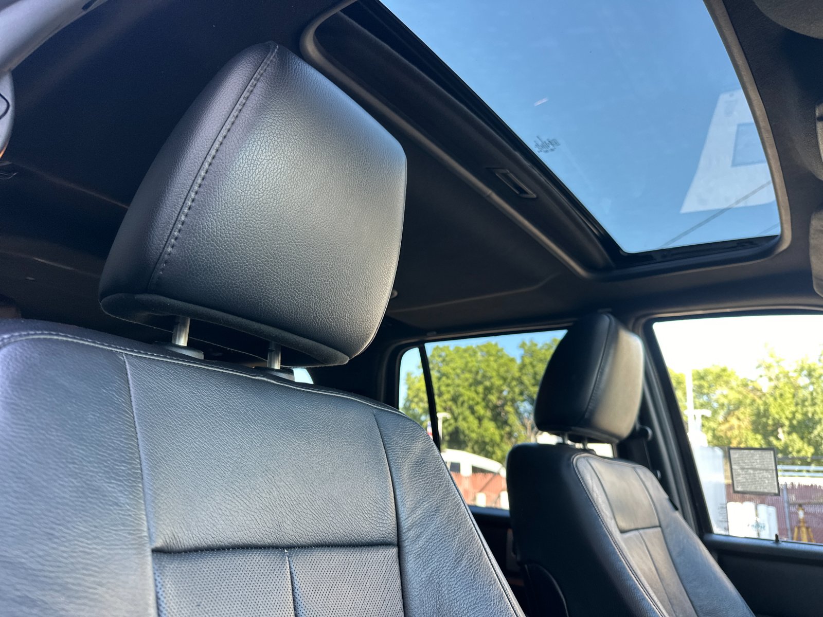 Used 2016 Black Ford Limited image 17