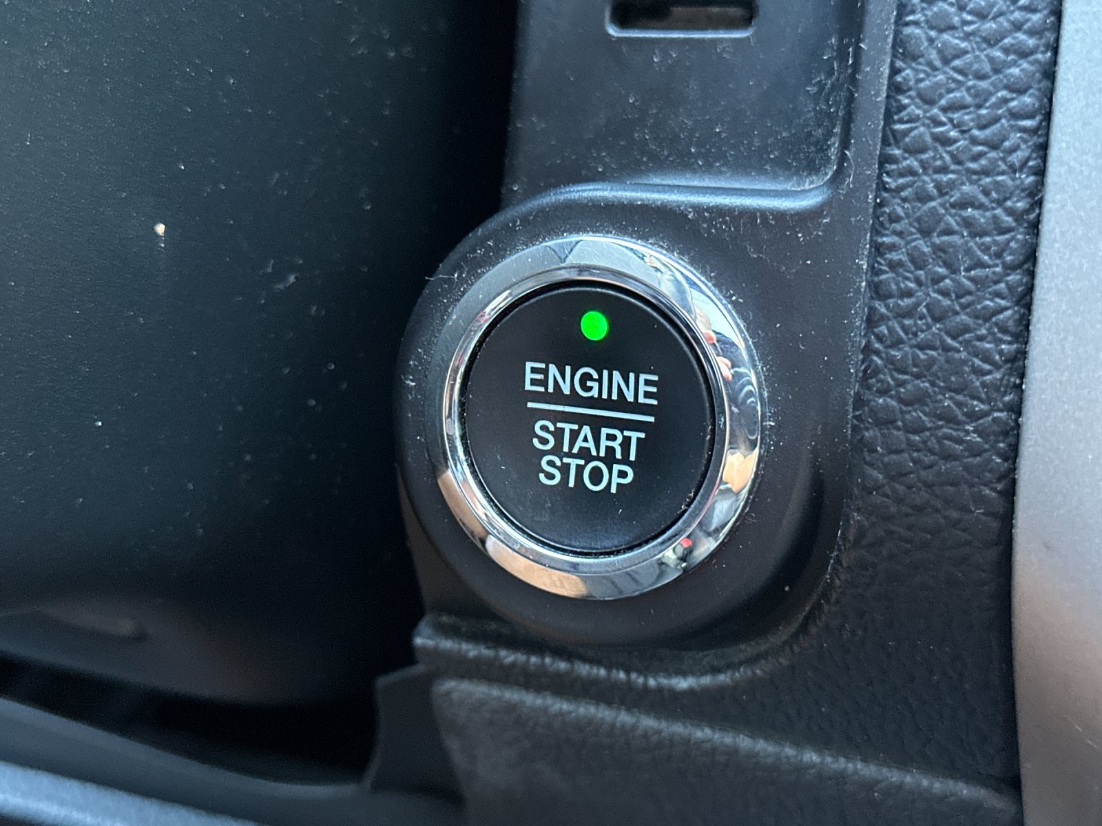 Used 2016 Black Ford Limited image 23