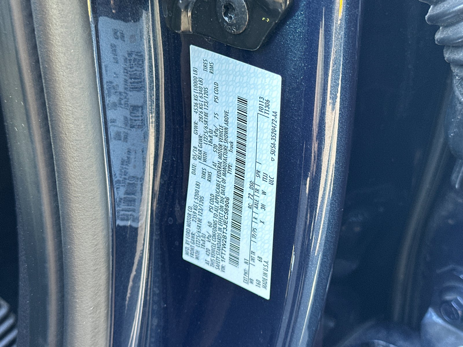 Used 2018 Blue Ford Lariat image 27