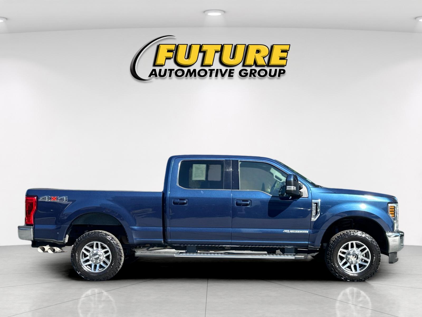 Used 2018 Blue Ford Lariat image 2