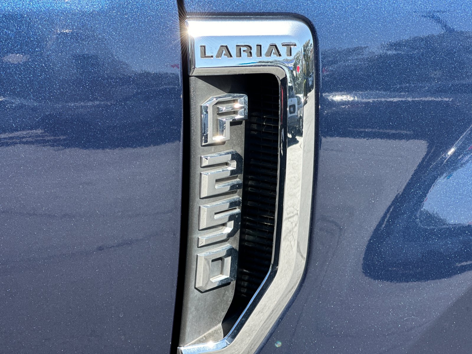 Used 2018 Blue Ford Lariat image 24