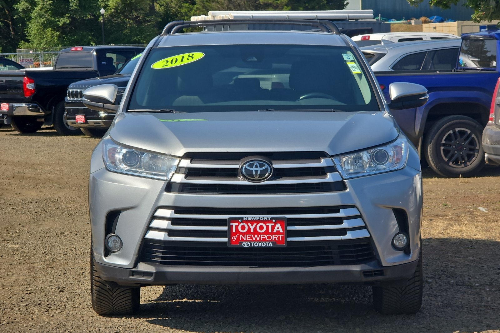Used 2018 Silver Toyota LE Plus image 6