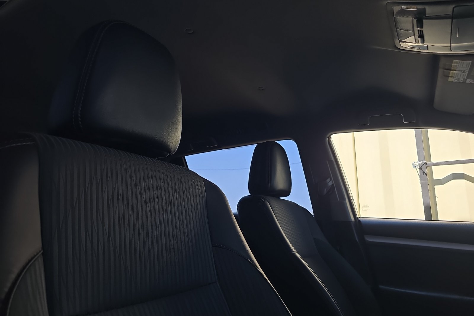 Used 2018 Silver Toyota LE Plus image 15