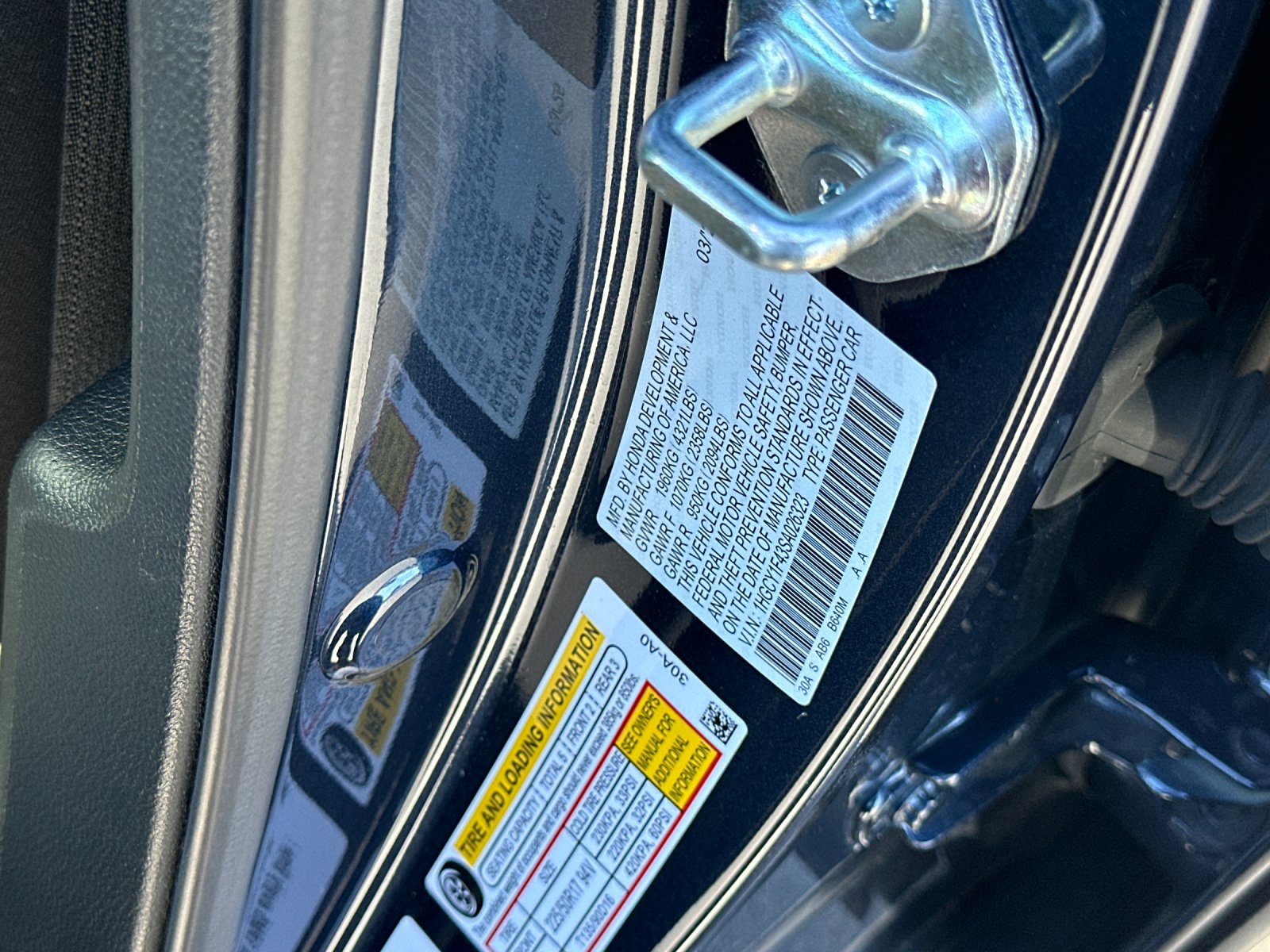 Used 2025 Blue Honda SE image 26
