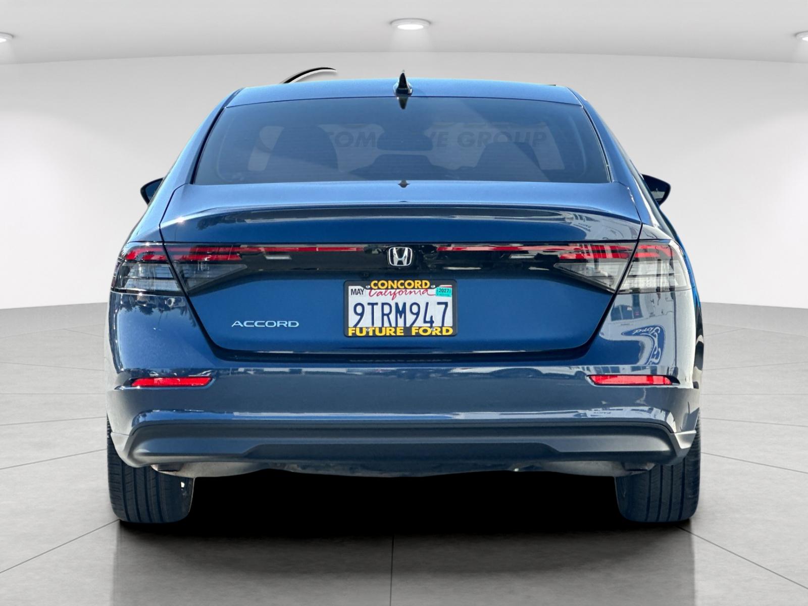 Used 2025 Blue Honda SE image 4