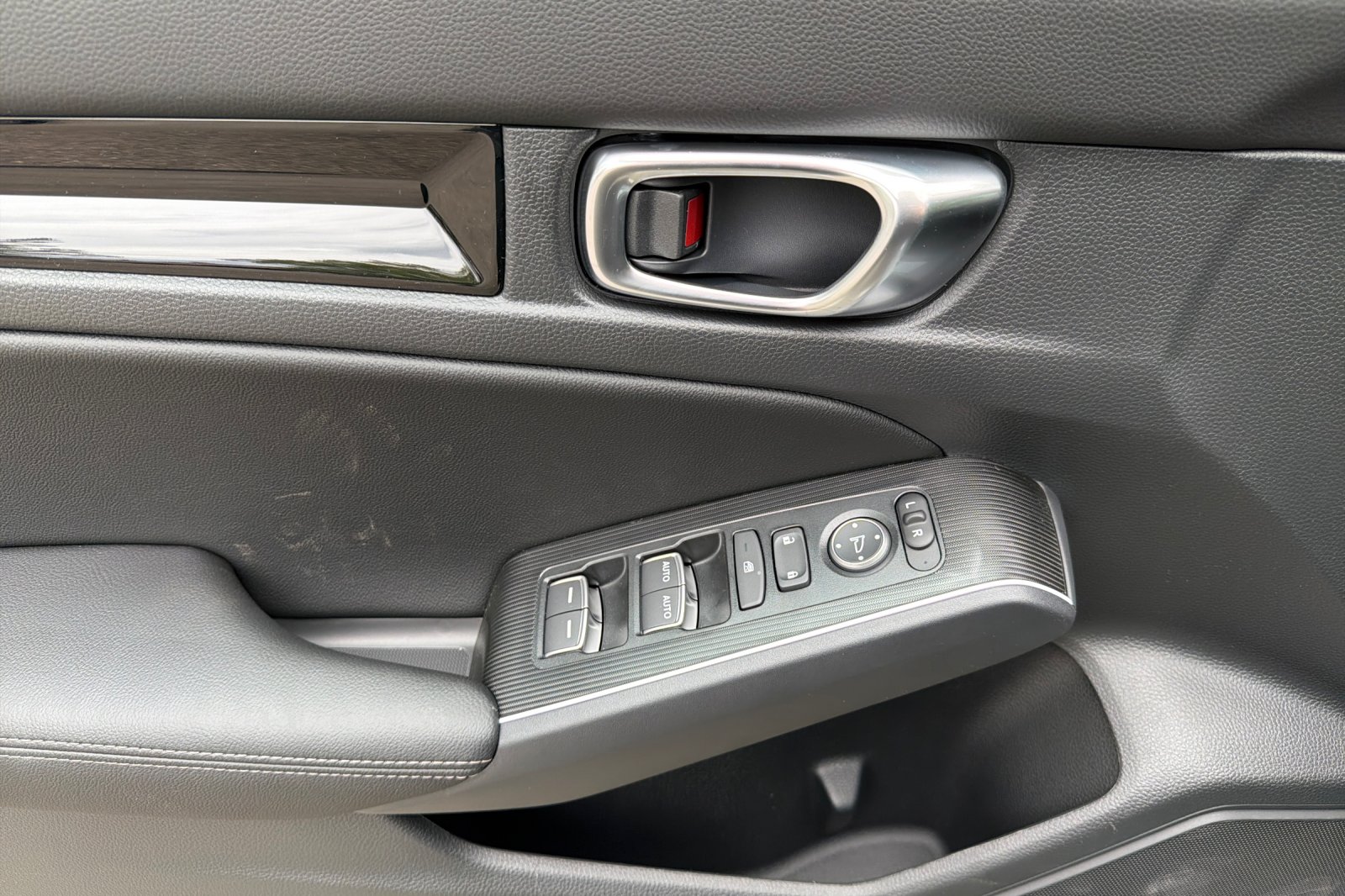 New 2026 Urban Gray Pearl Honda Sport Touring image 11