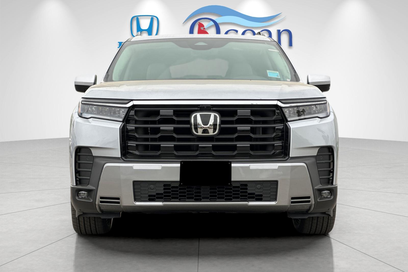 New 2026 Solar Silver Metallic Honda Touring image 8