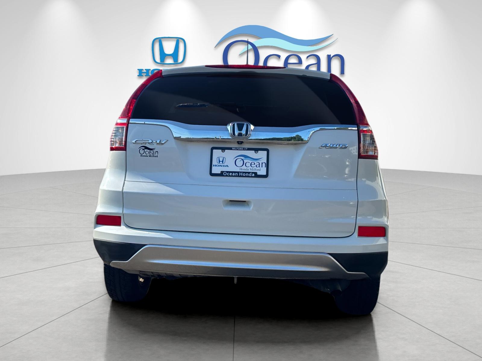 Used 2016 White Diamond Pearl Honda EX image 4