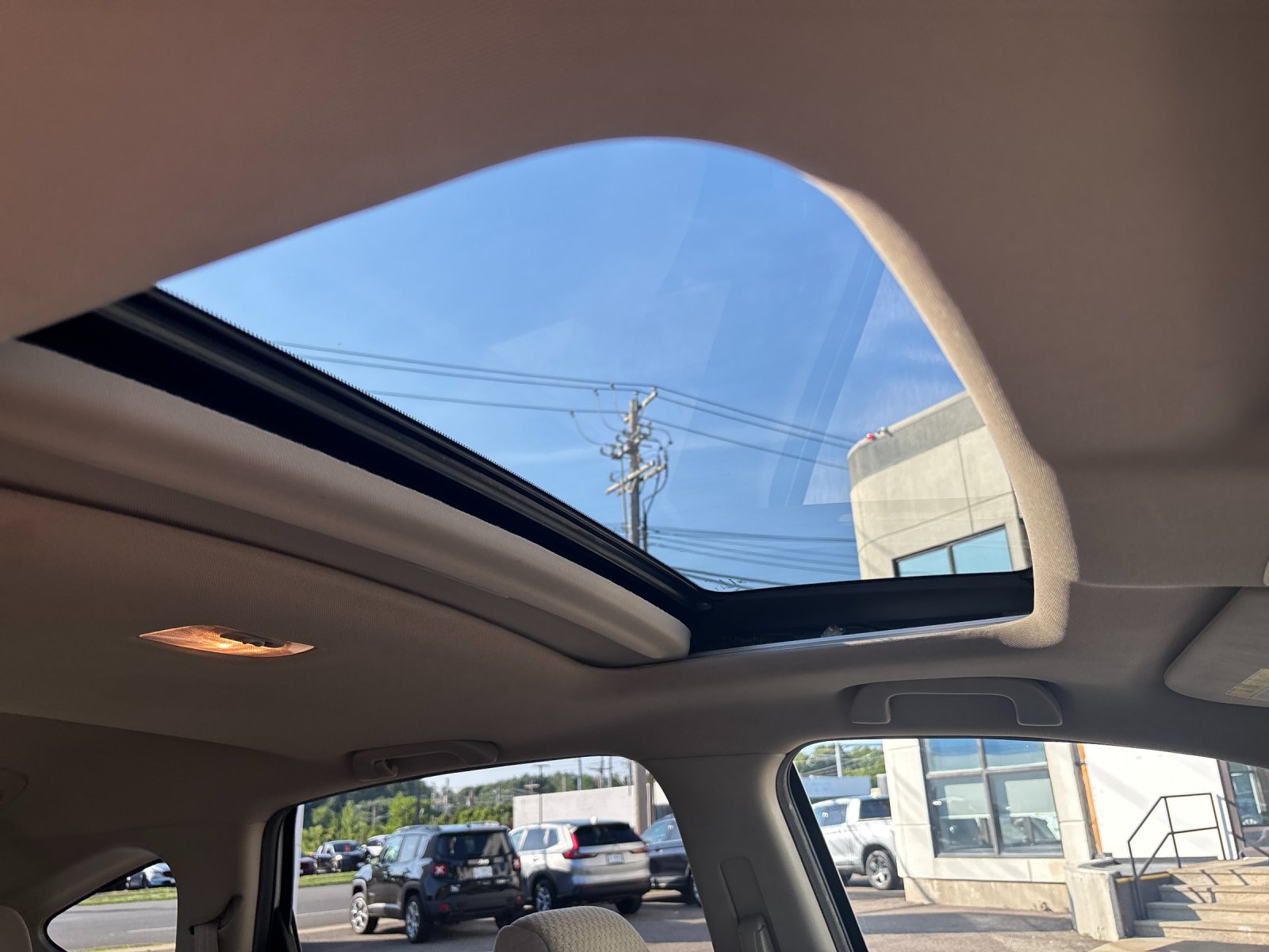 Used 2016 White Diamond Pearl Honda EX image 18