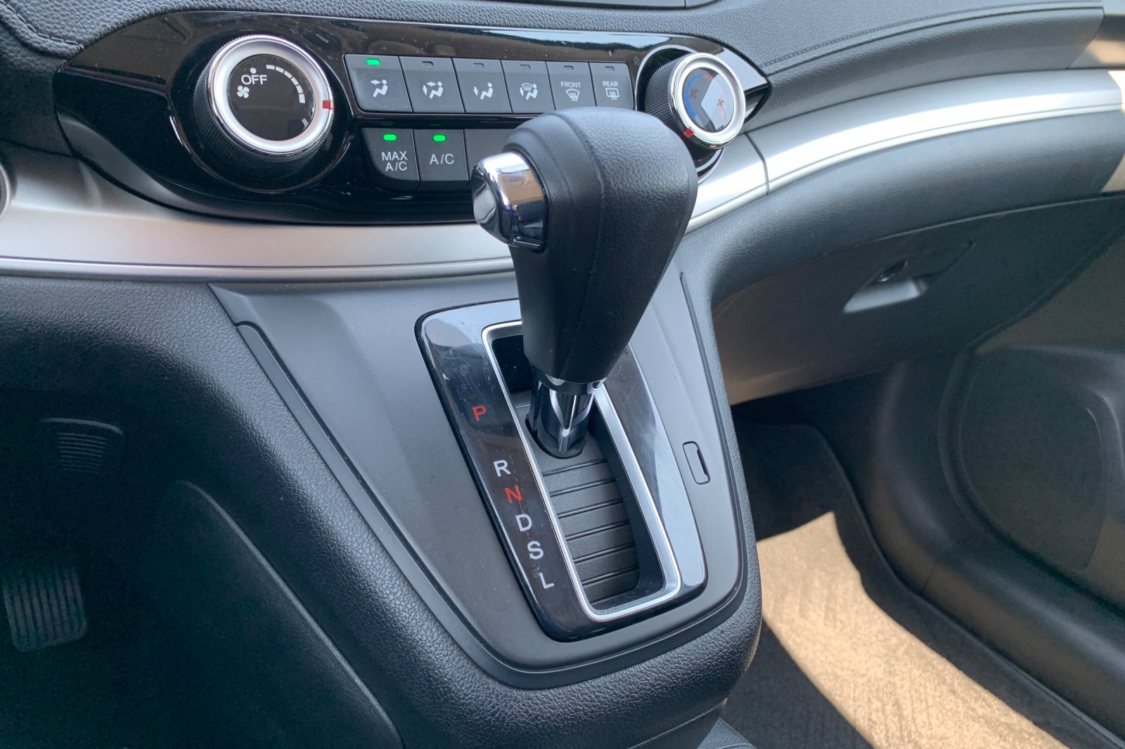 Certified Used 2016 Black Honda EX image 25