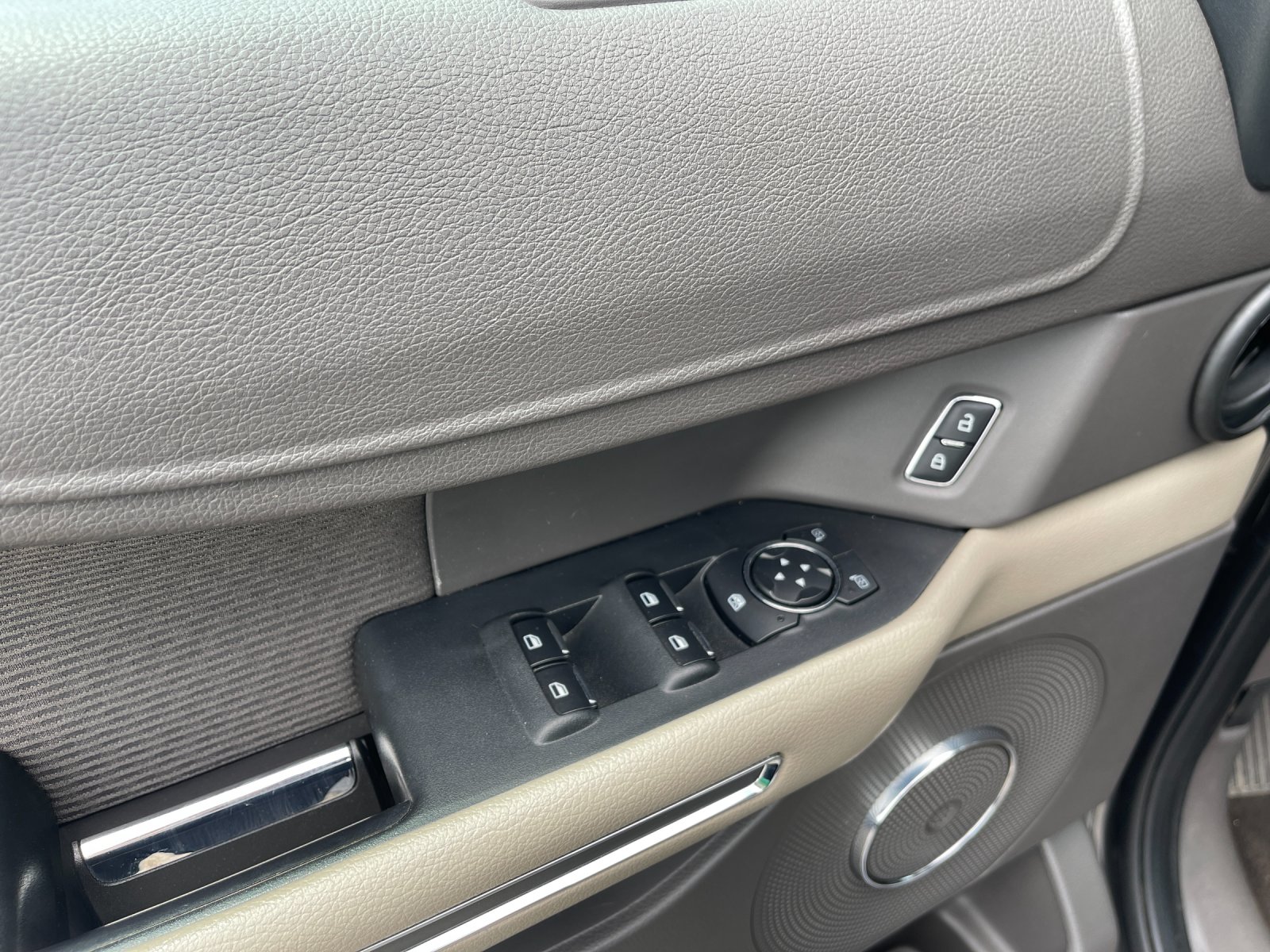 Used 2020 Gray Ford XLT image 13