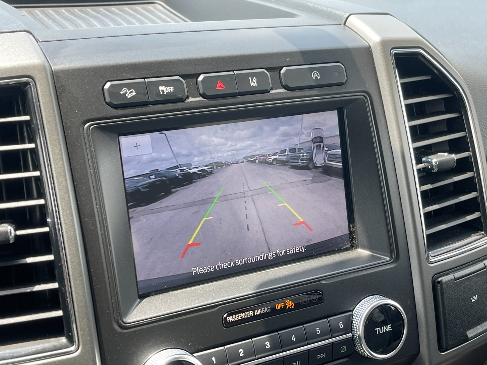 Used 2020 Gray Ford XLT image 21