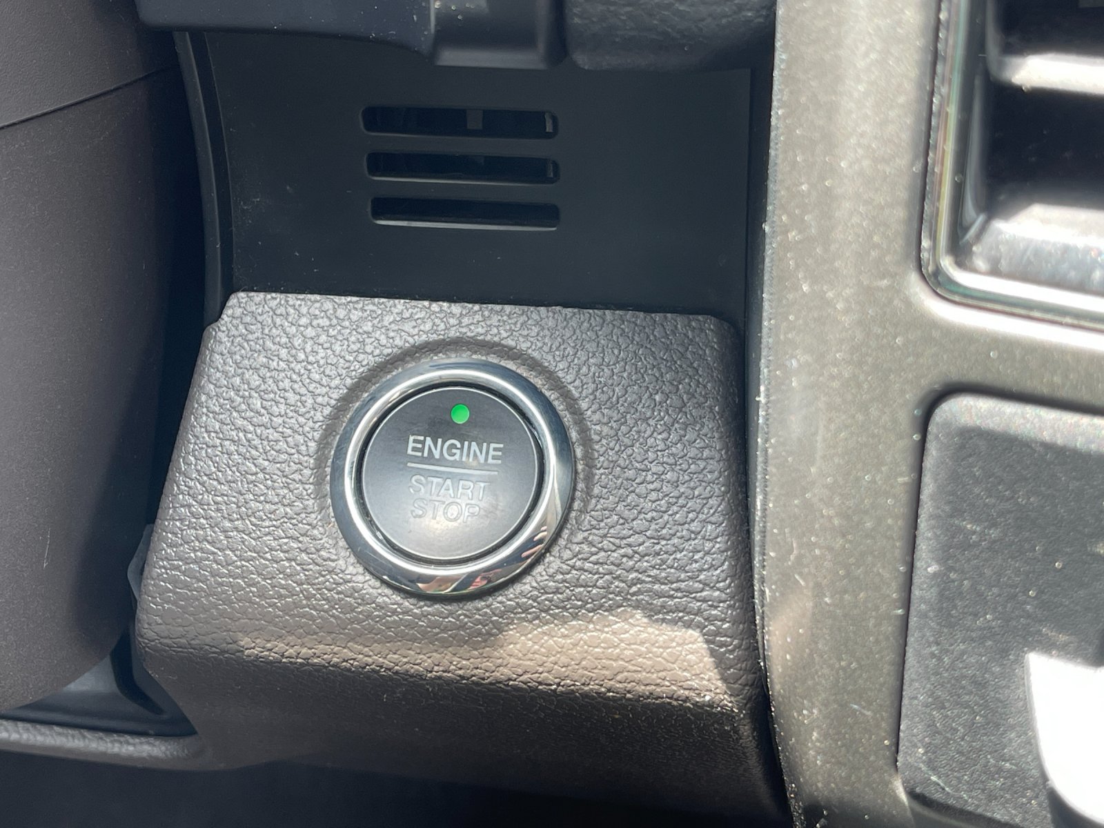 Used 2020 Gray Ford XLT image 24