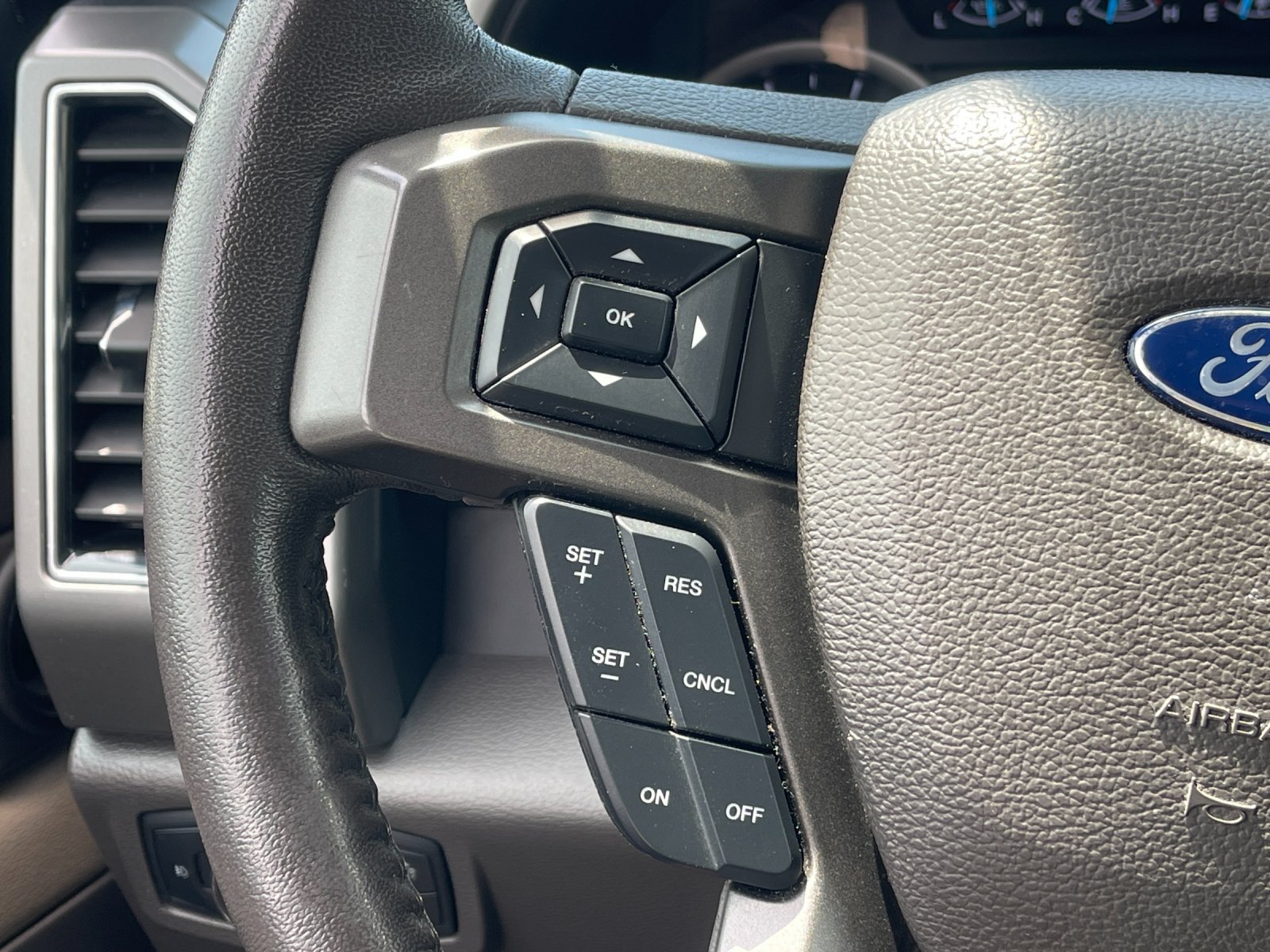 Used 2020 Gray Ford XLT image 26