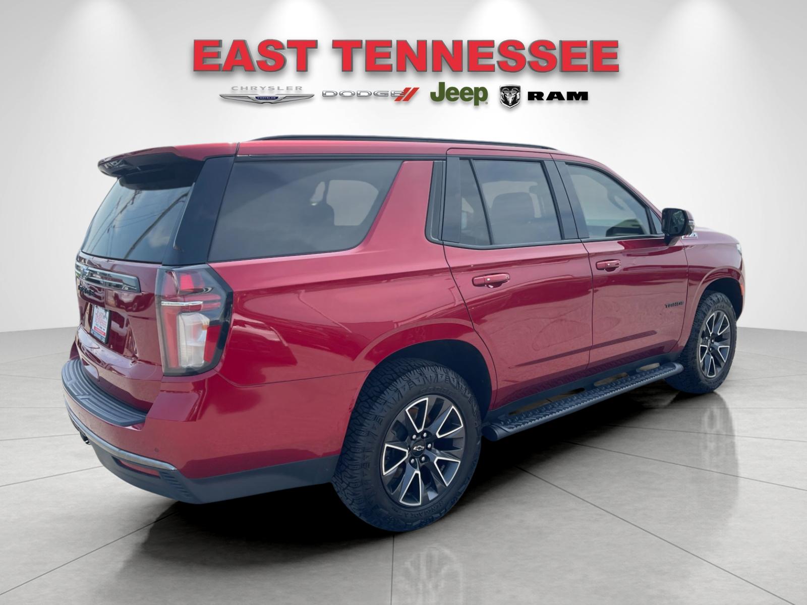 Used 2022 Red Chevrolet Z71 image 3